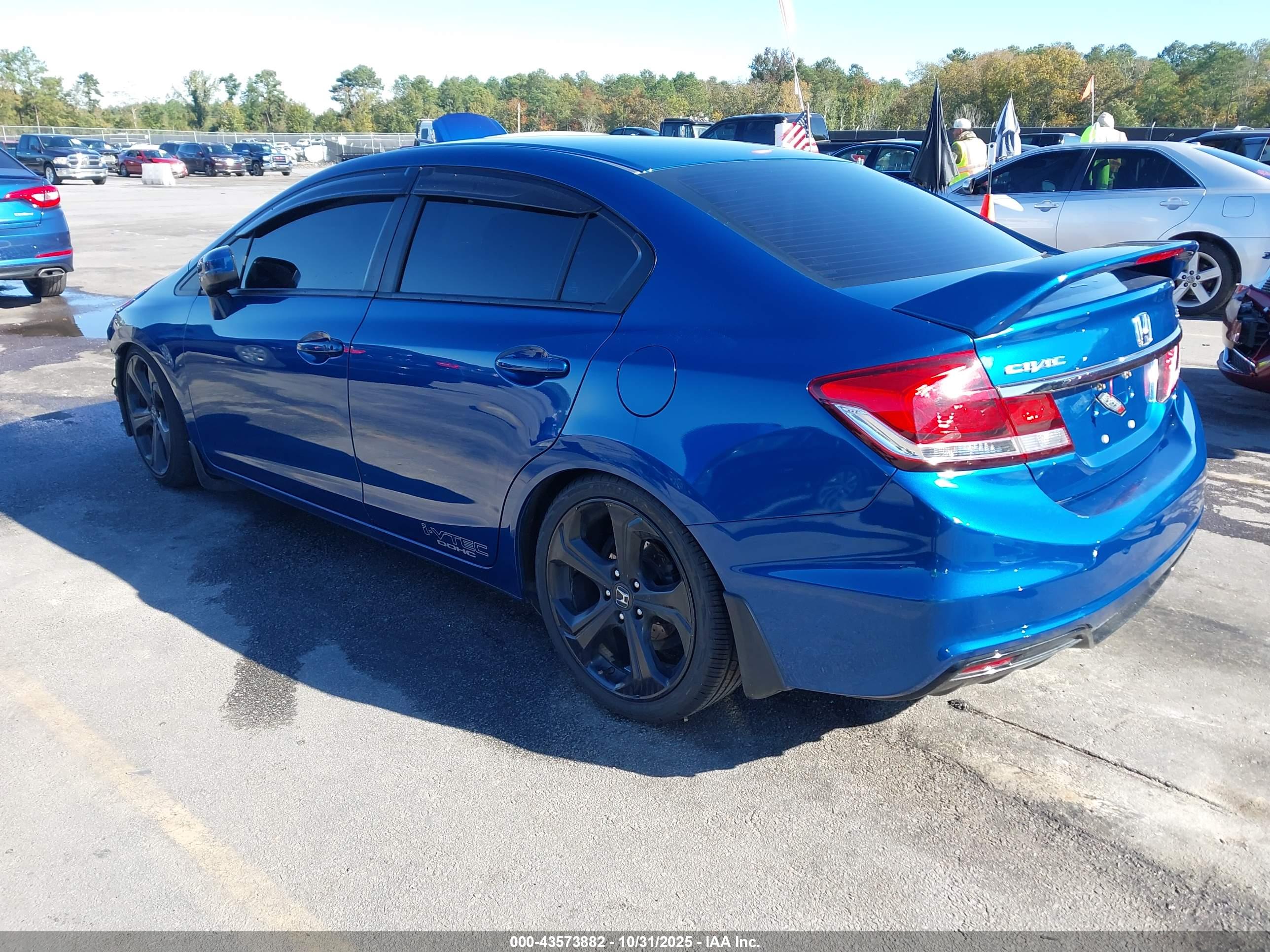 HONDA CIVIC image 3