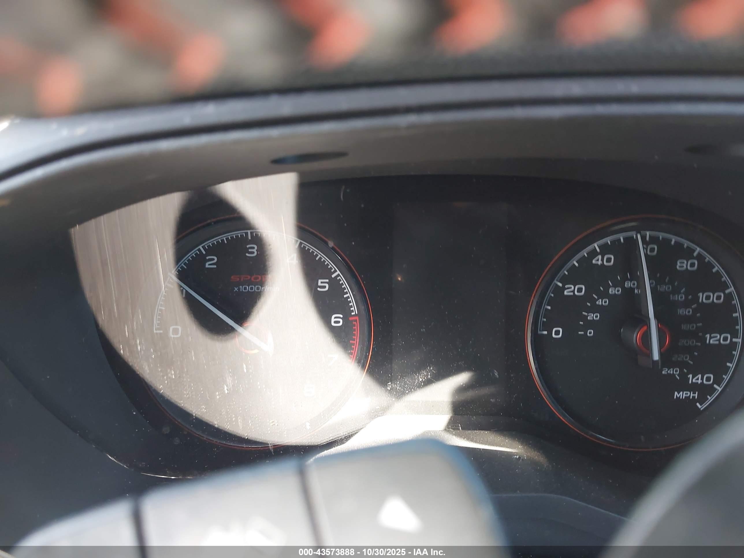 SUBARU FORESTER image 7
