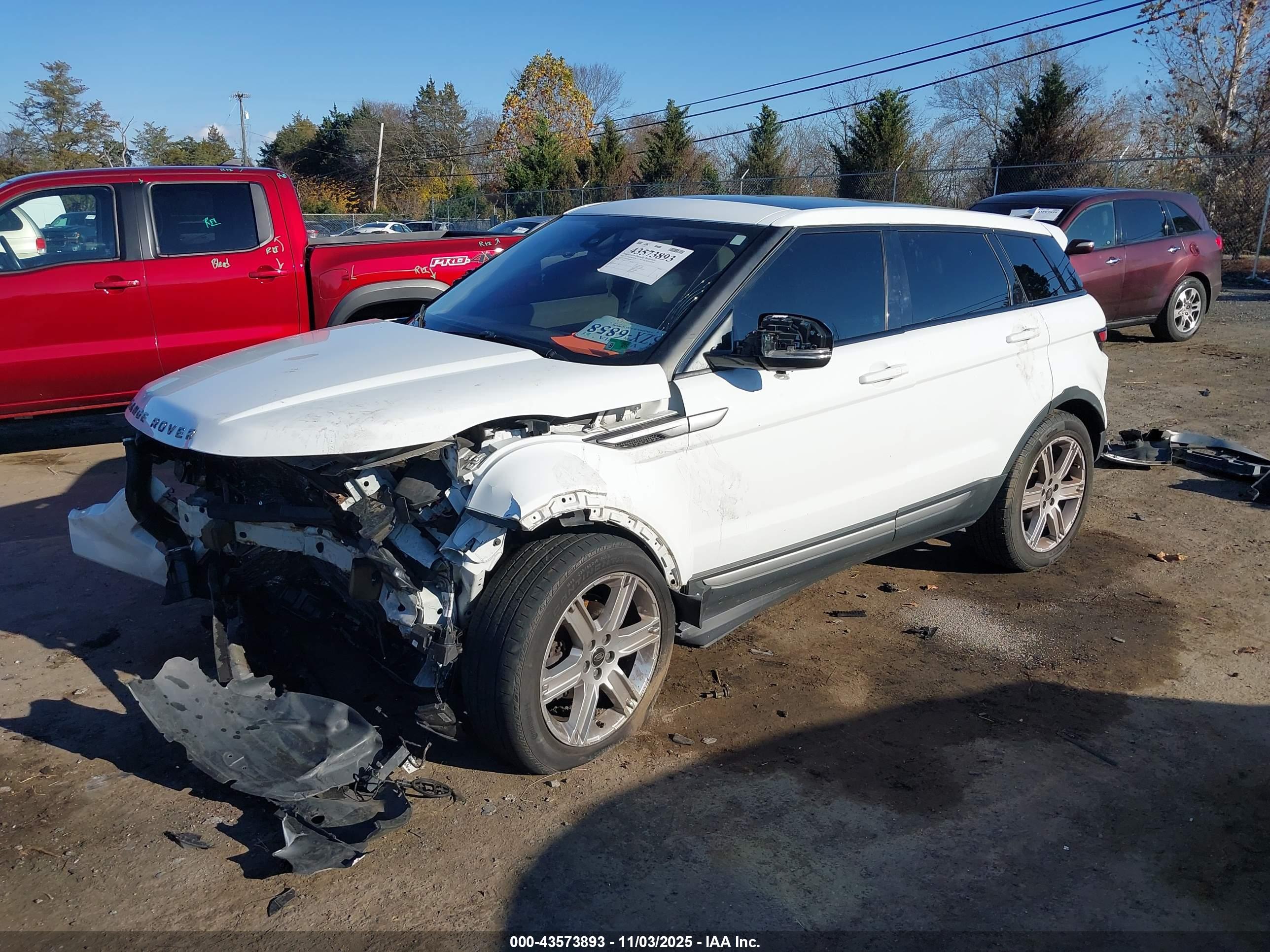 LAND ROVER image 2