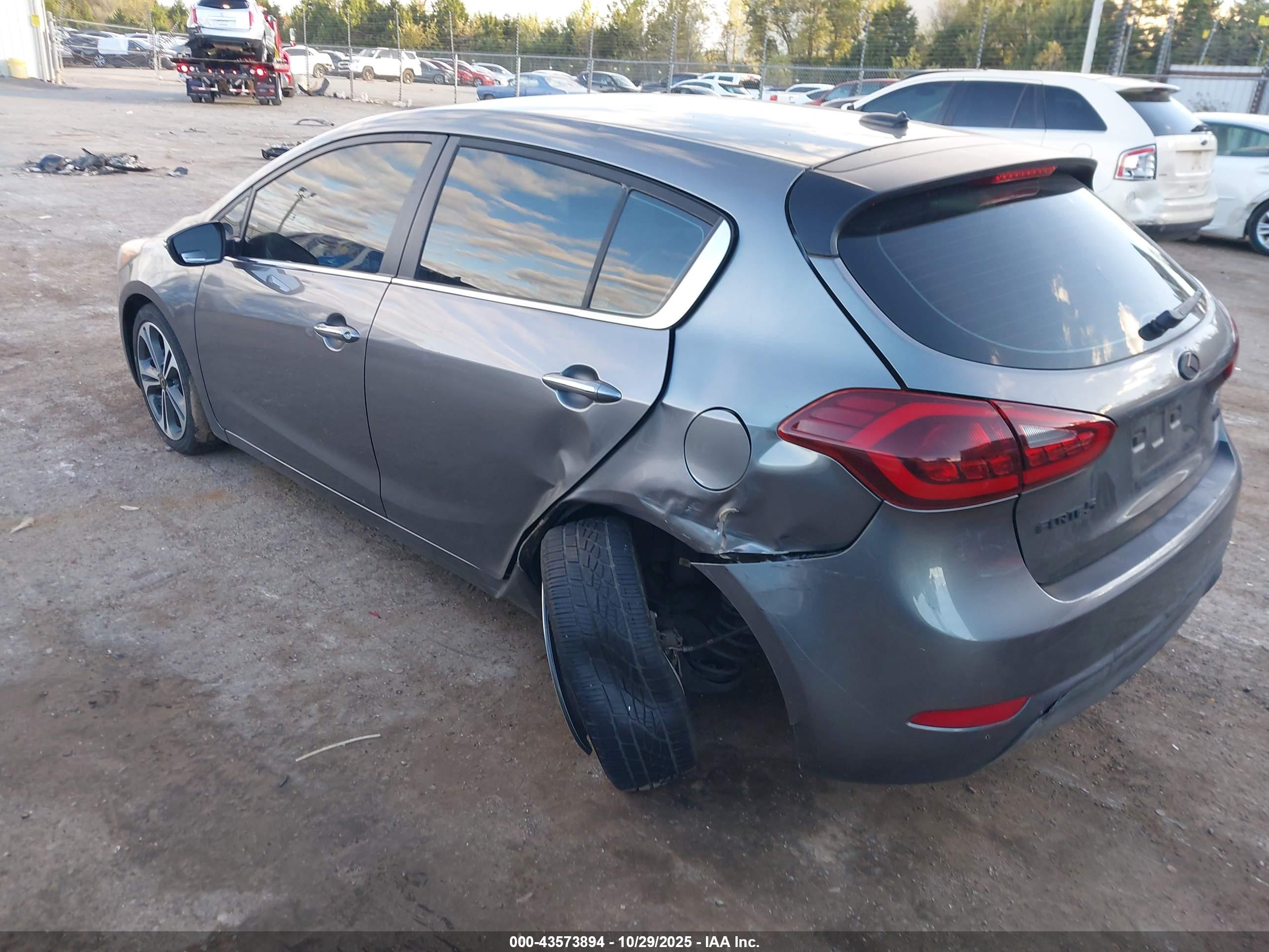 KIA FORTE image 3