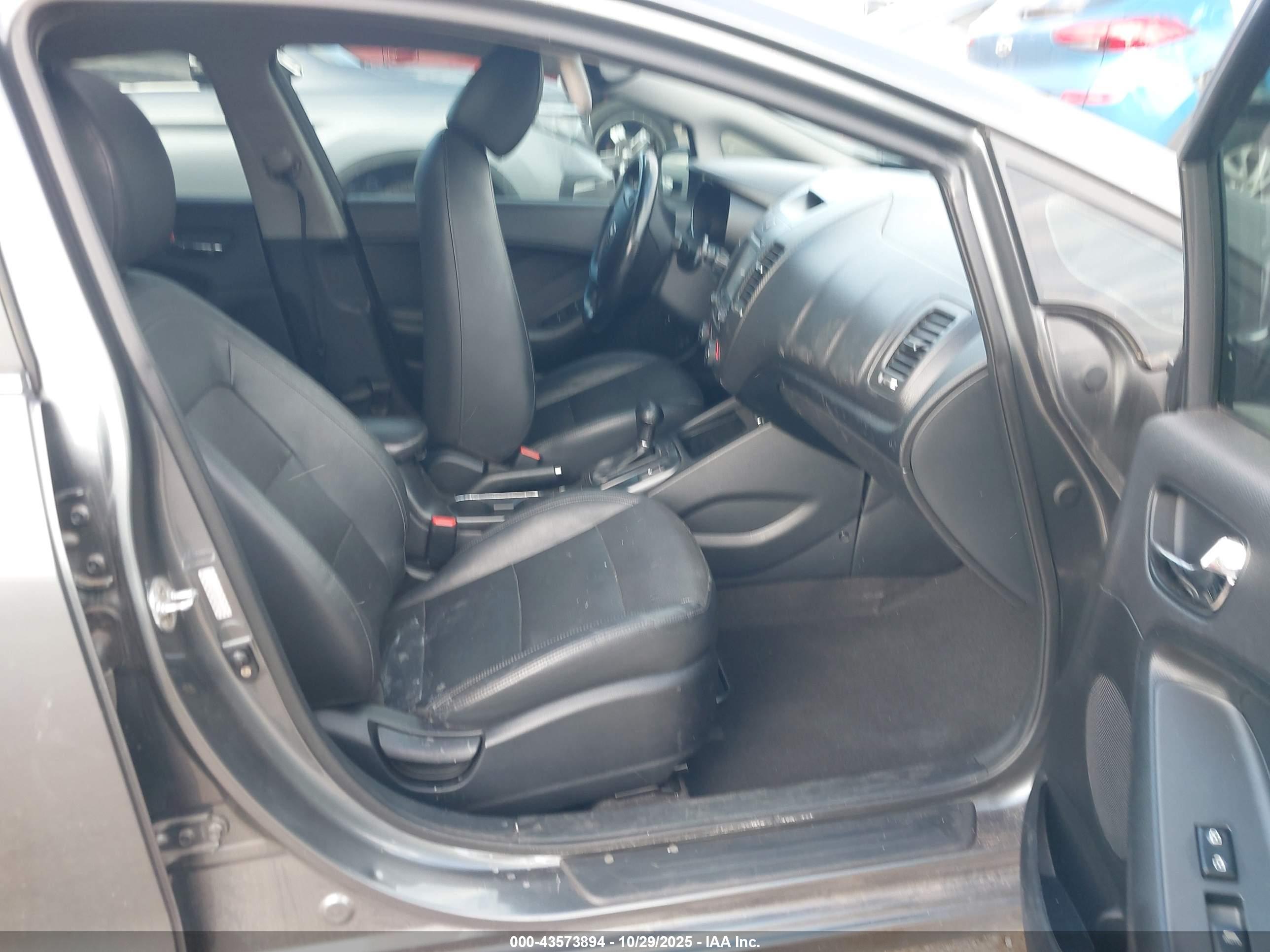 KIA FORTE image 5