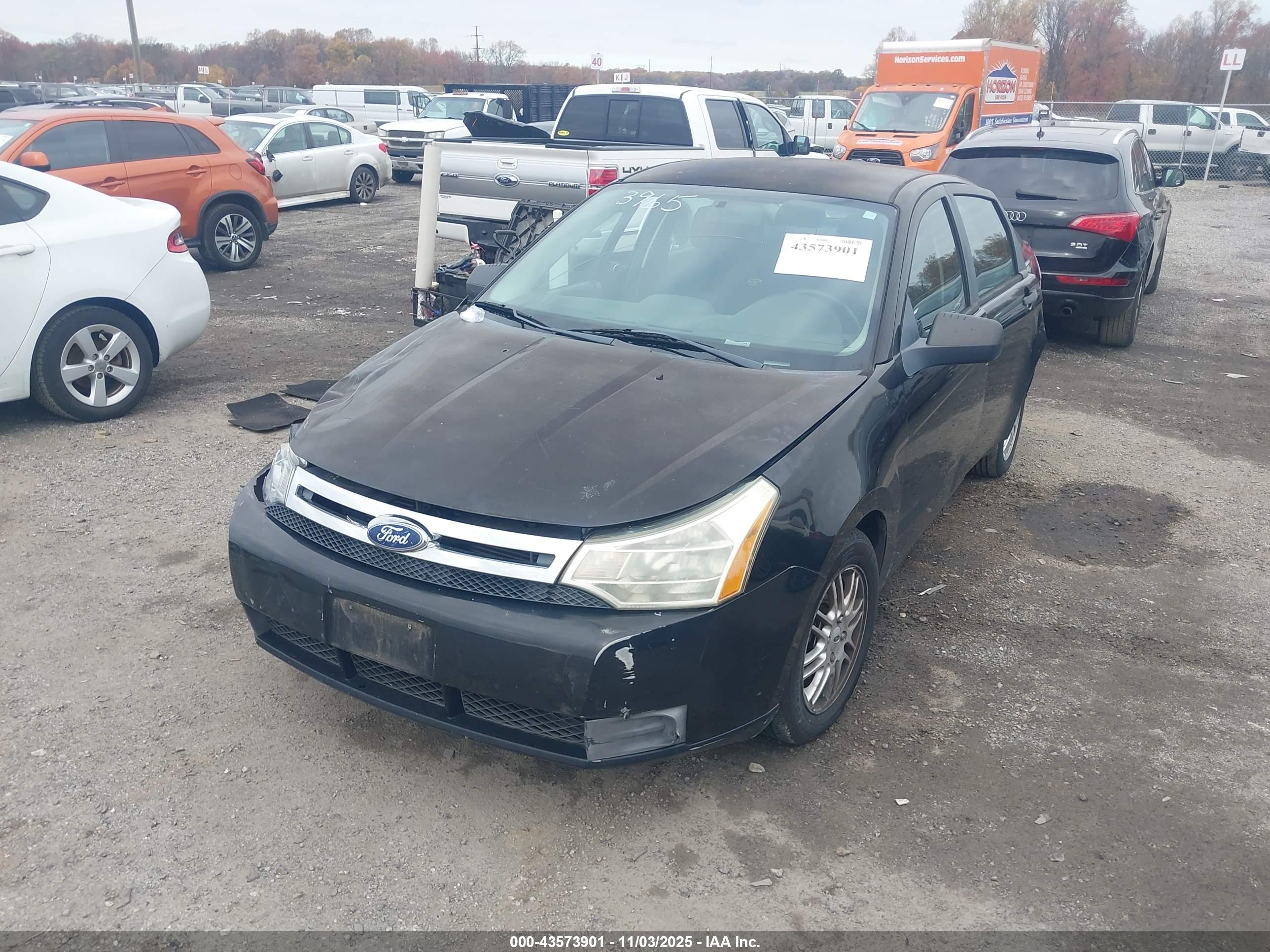 FORD FOCUS image 2