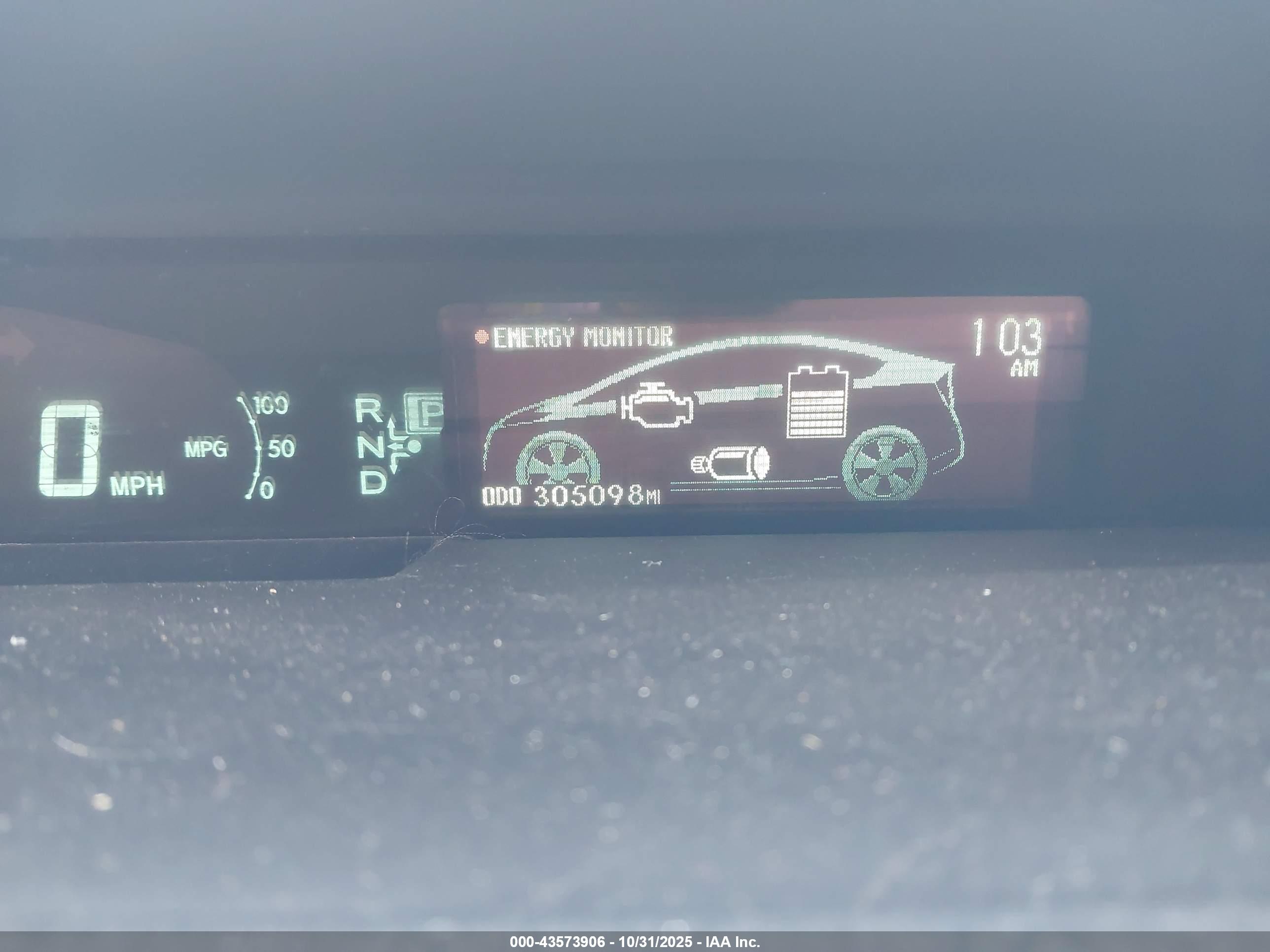 TOYOTA PRIUS image 7
