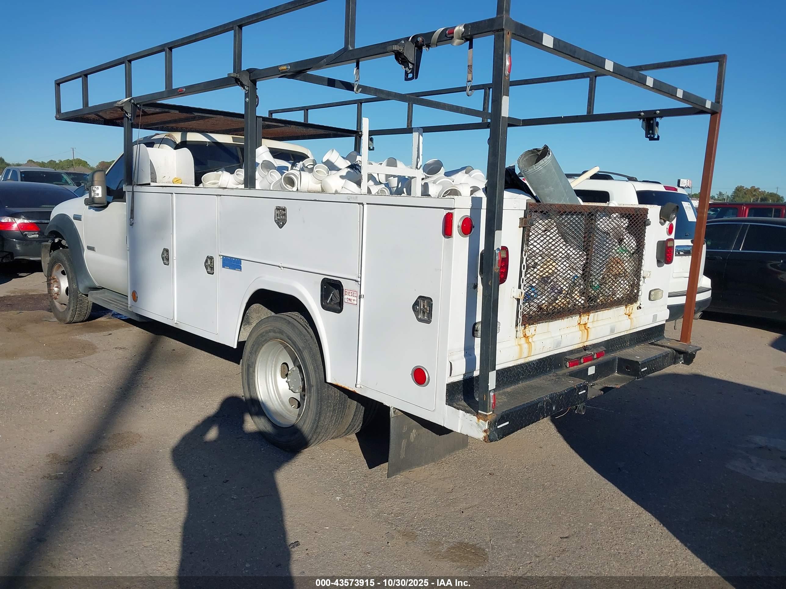 FORD F-450 image 3