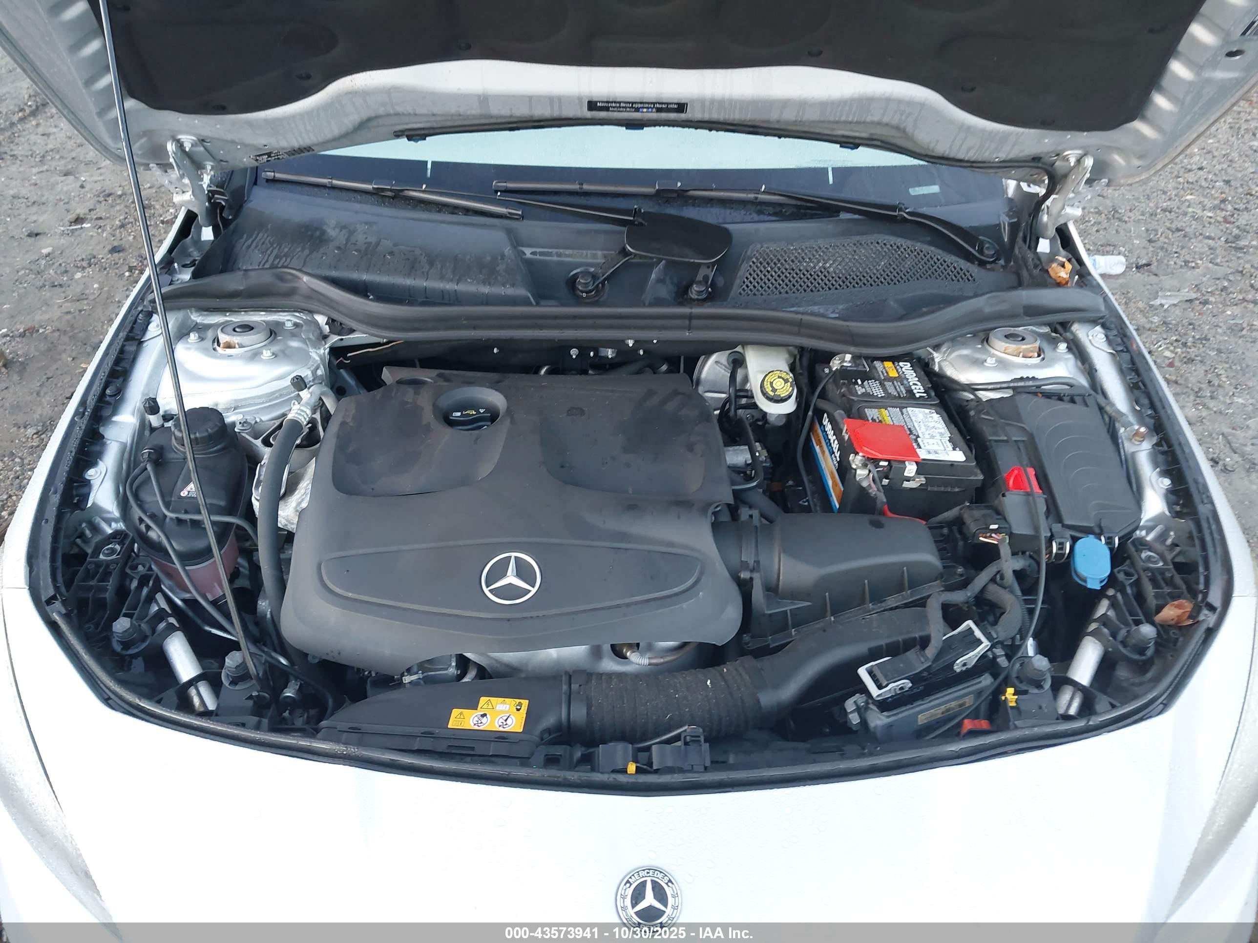 MERCEDES-BENZ CLA image 10