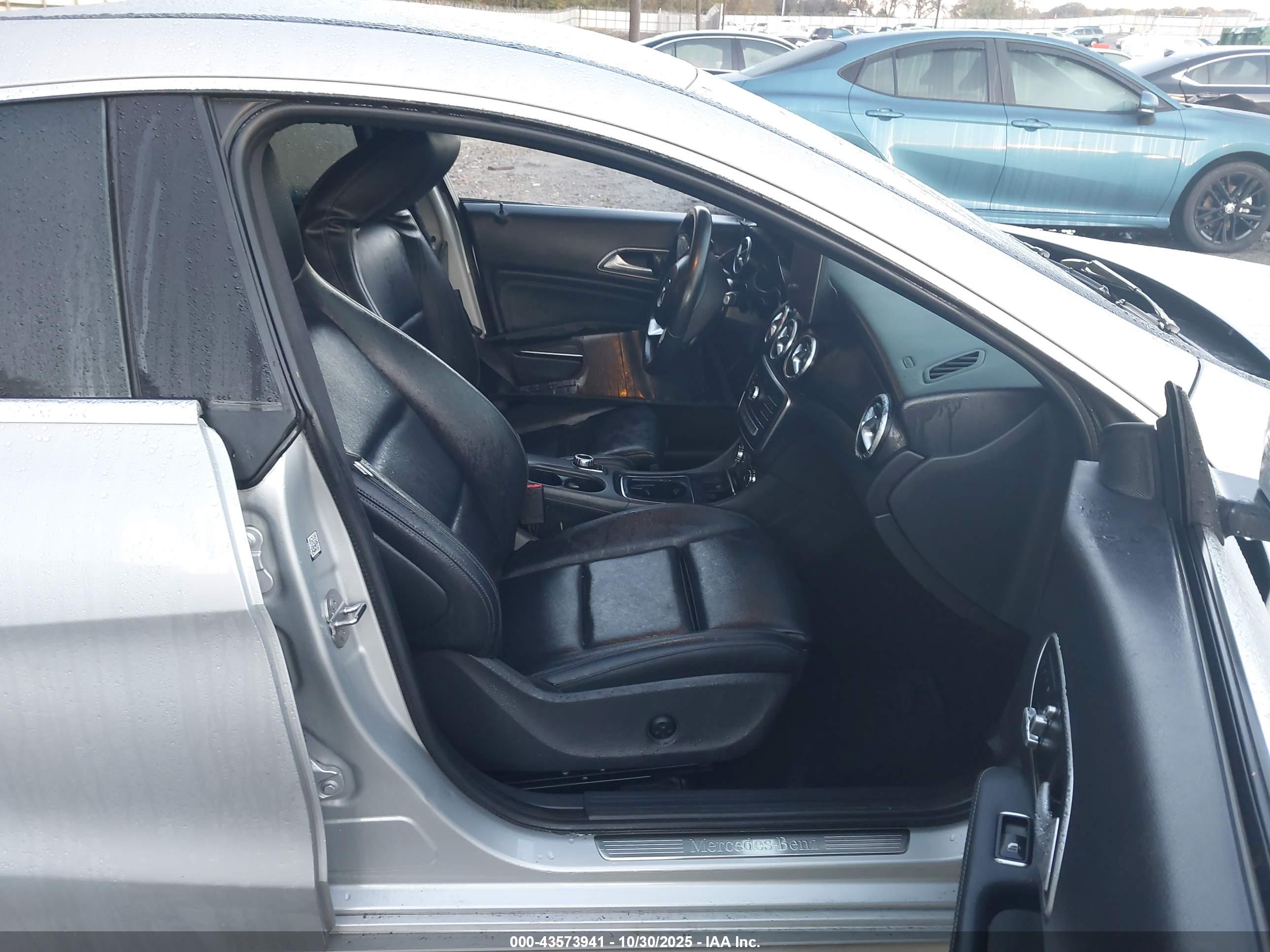 MERCEDES-BENZ CLA image 5