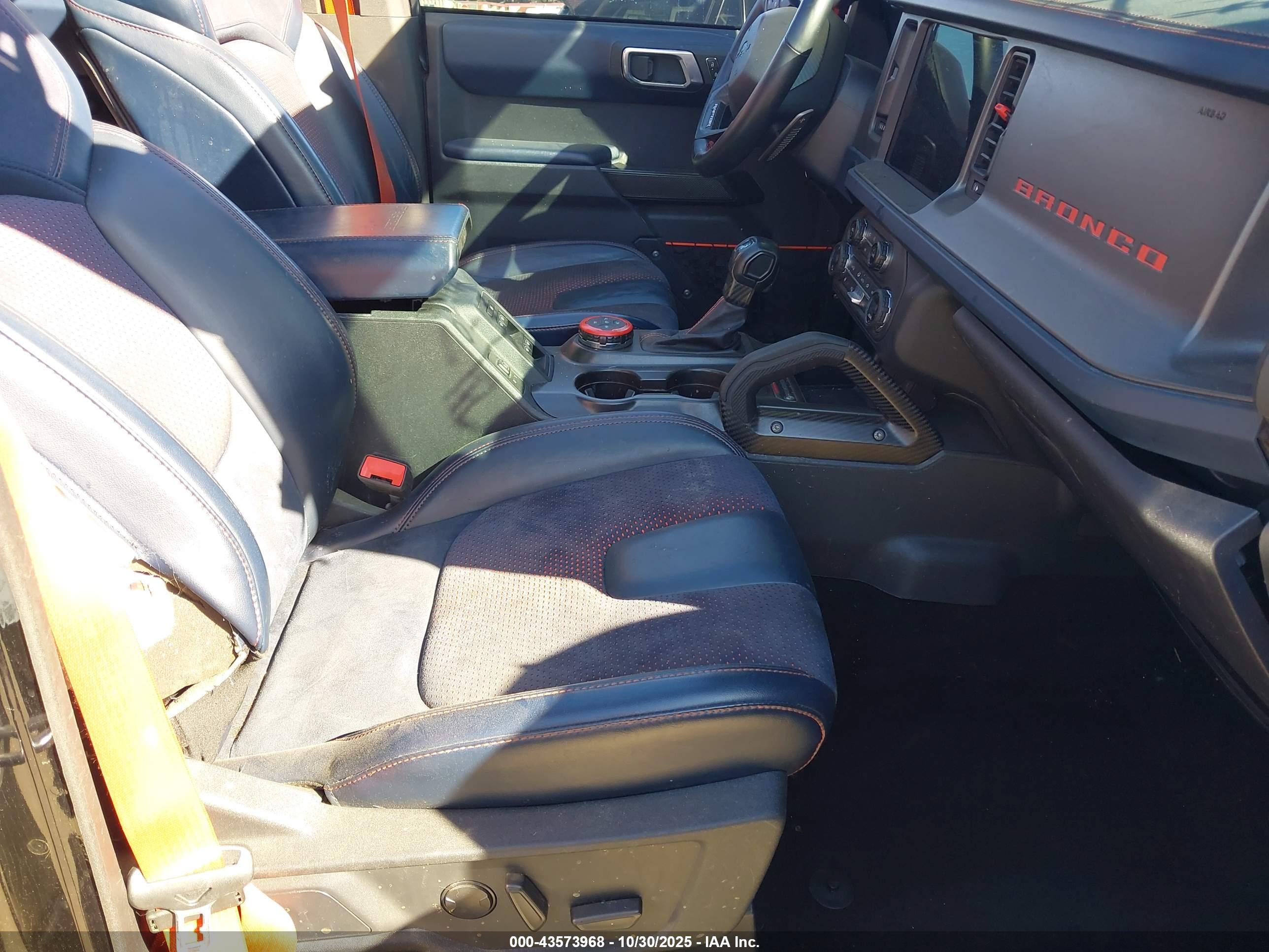 FORD BRONCO image 5