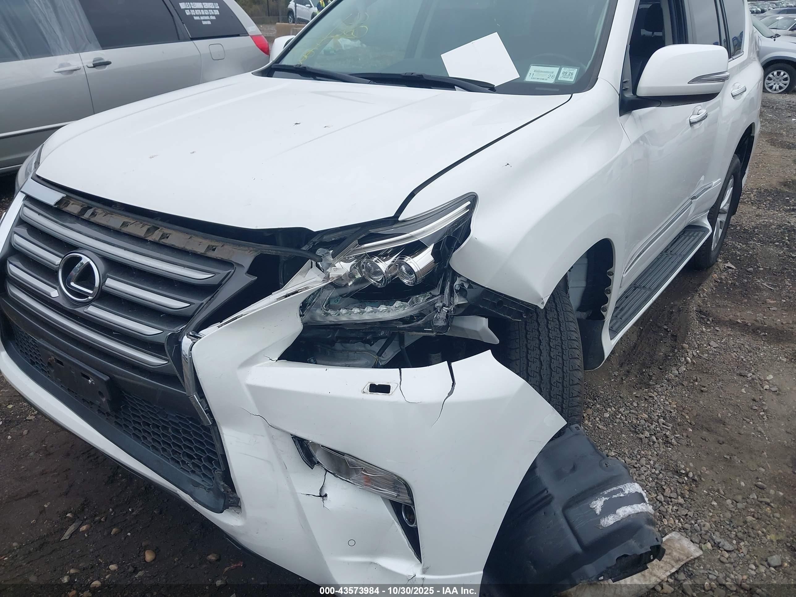LEXUS GX image 6