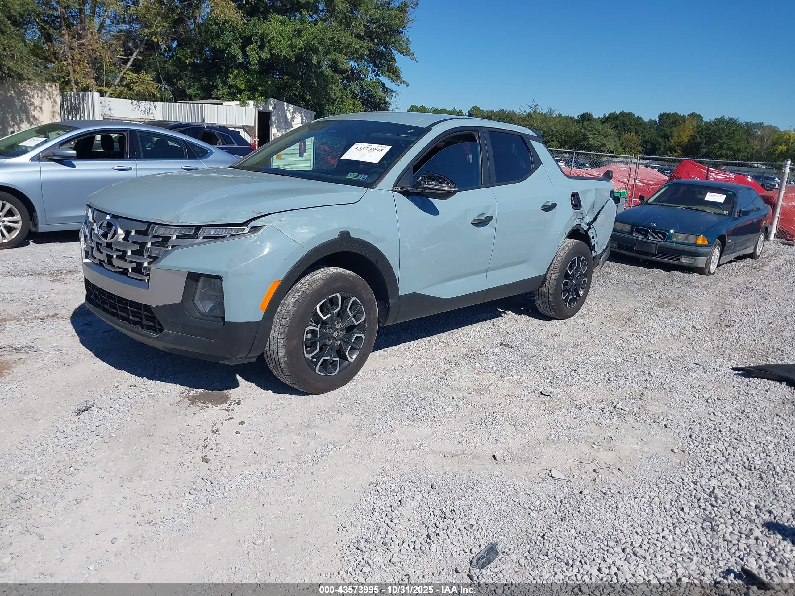 HYUNDAI SANTA image 2