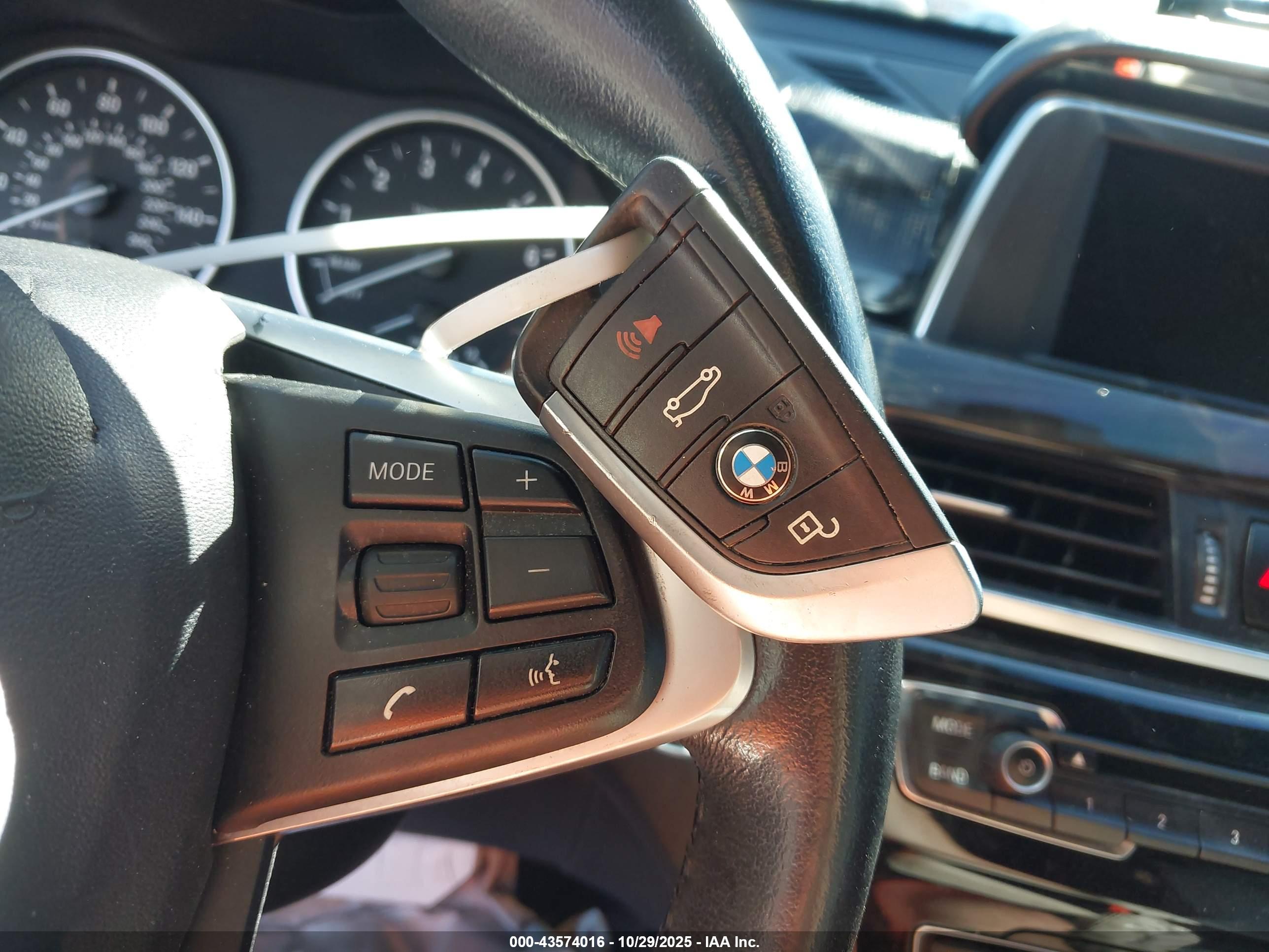 BMW X1 image 11