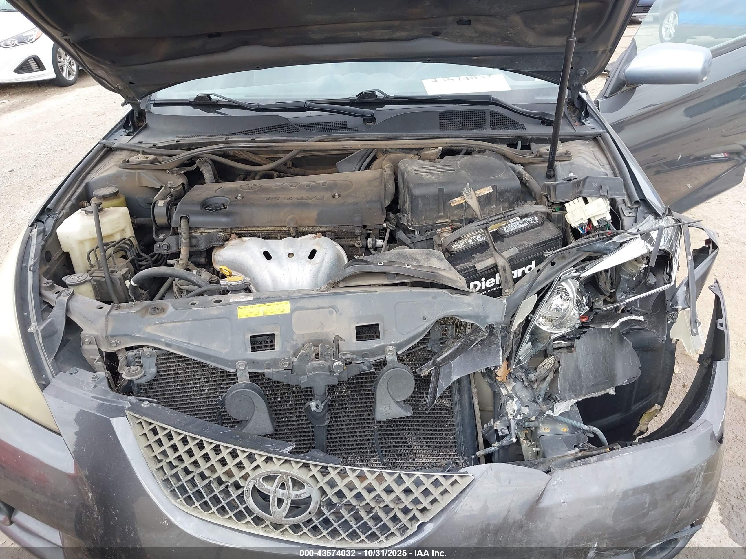TOYOTA CAMRY image 10