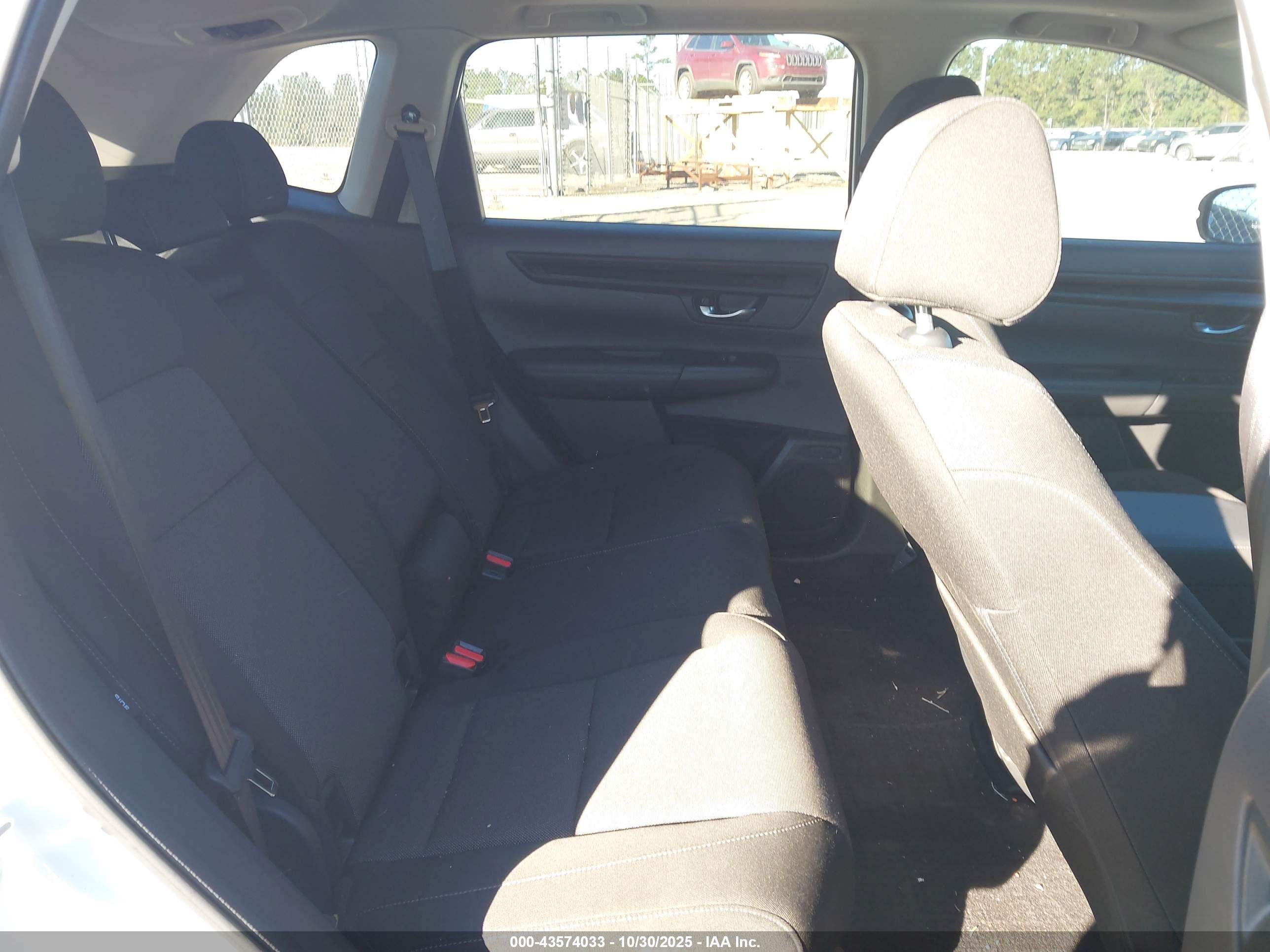 HONDA CR-V image 8