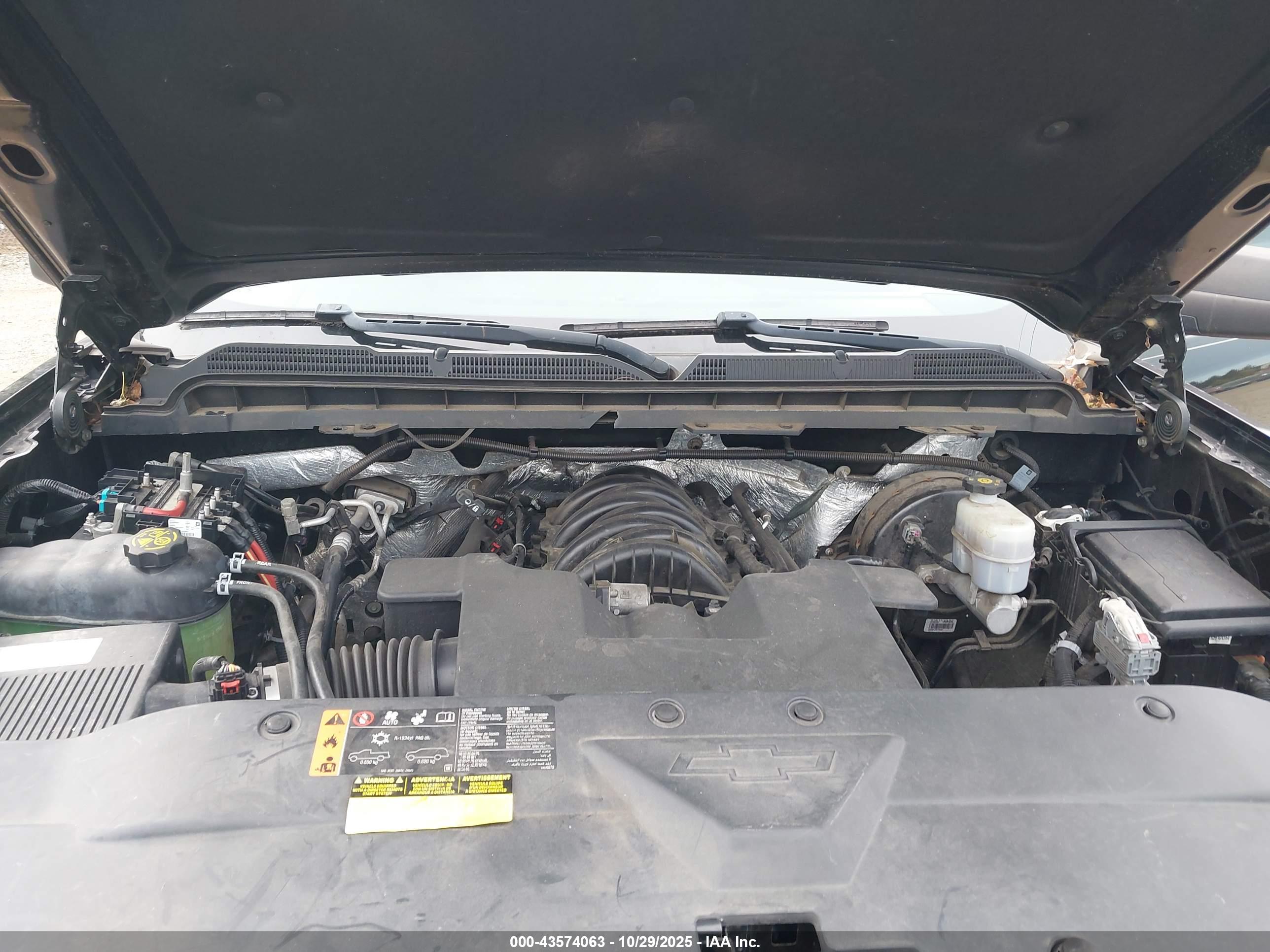 CHEVROLET SILVERADO image 10