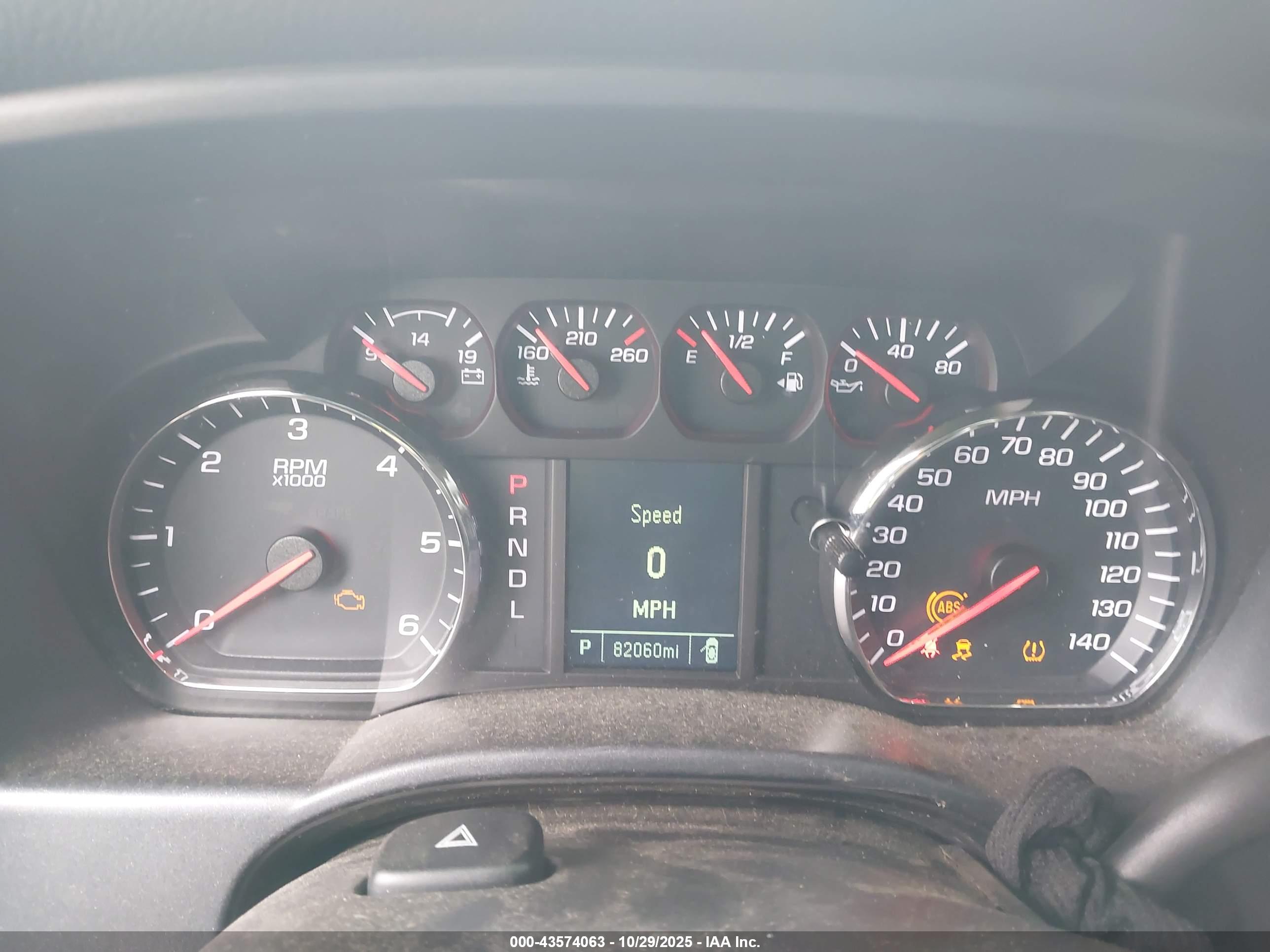 CHEVROLET SILVERADO image 7