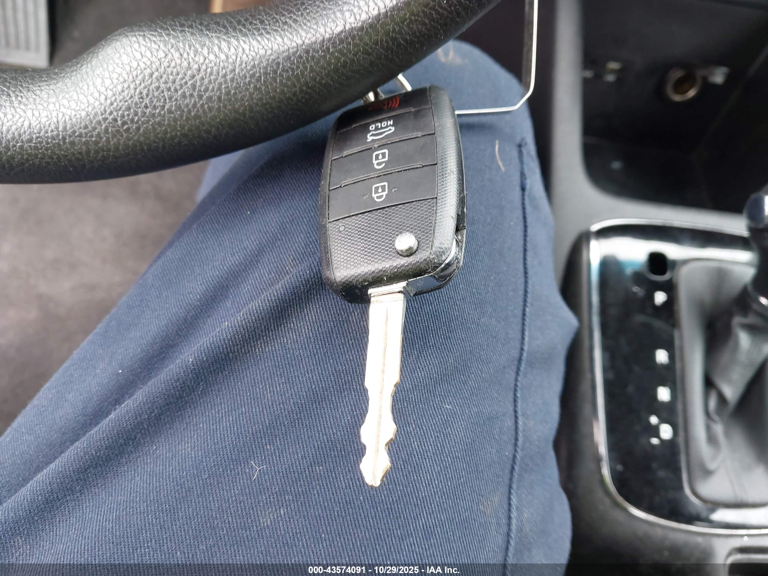 KIA FORTE image 11