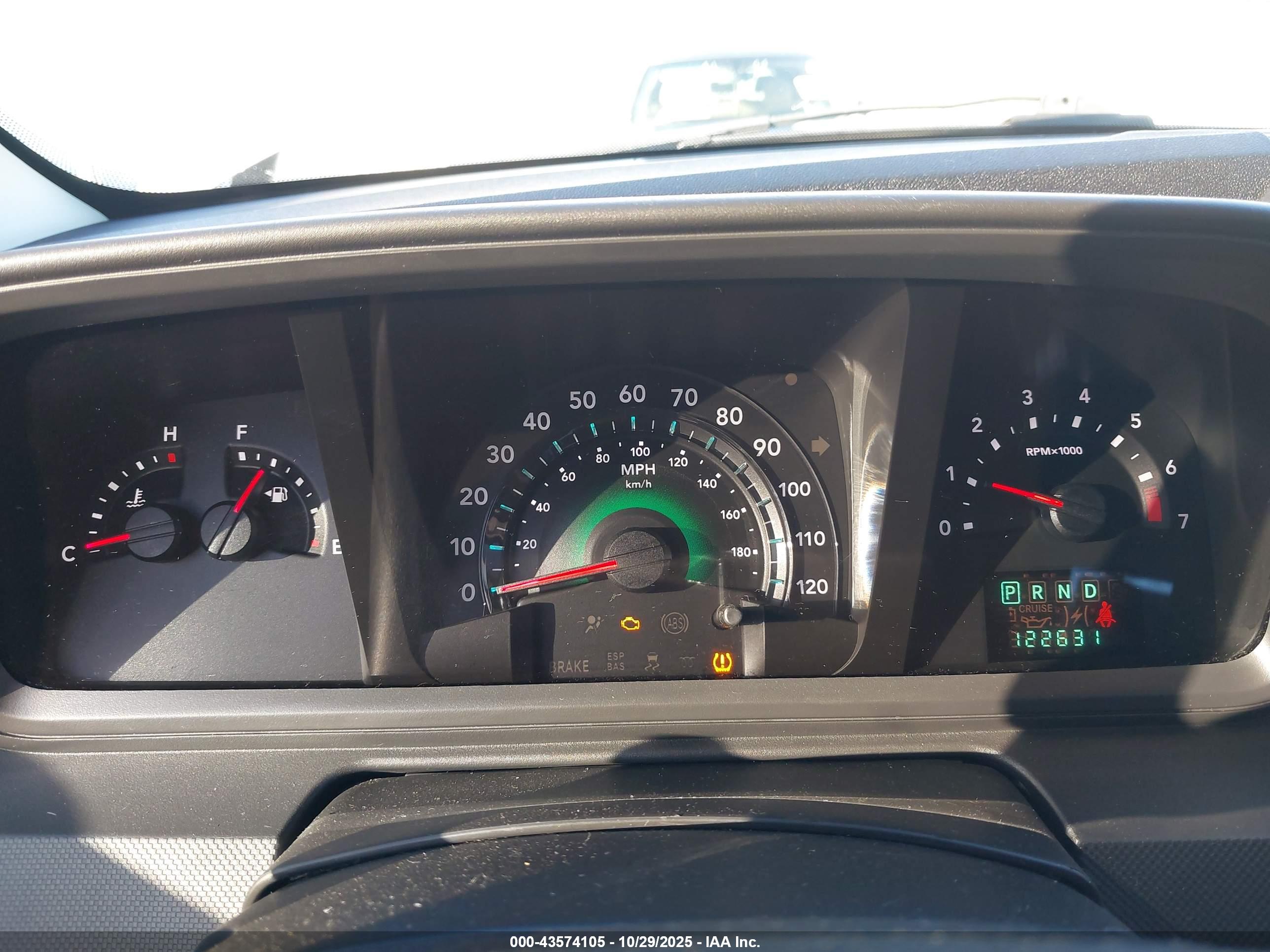 DODGE JOURNEY image 7