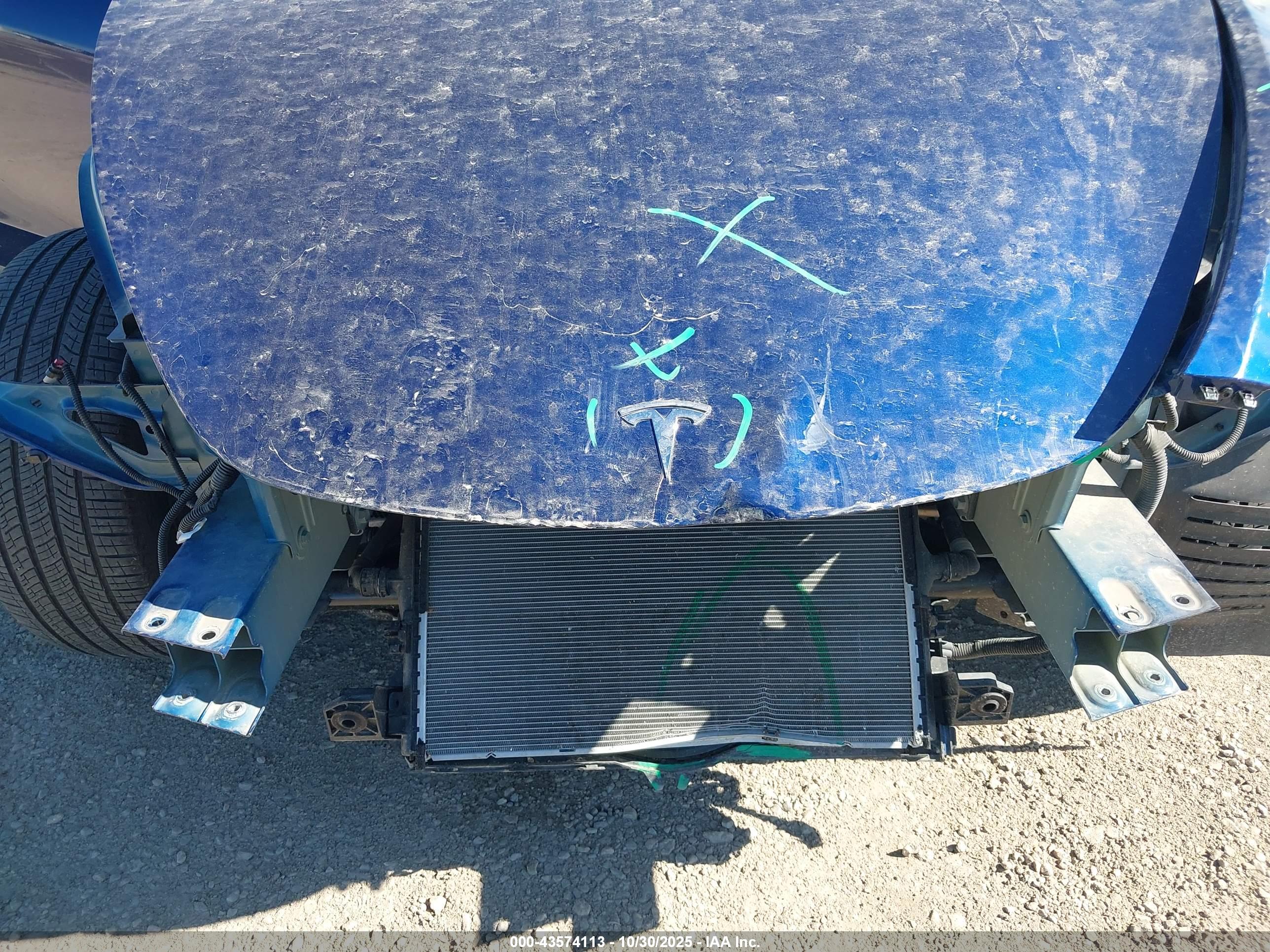 TESLA MODEL image 6
