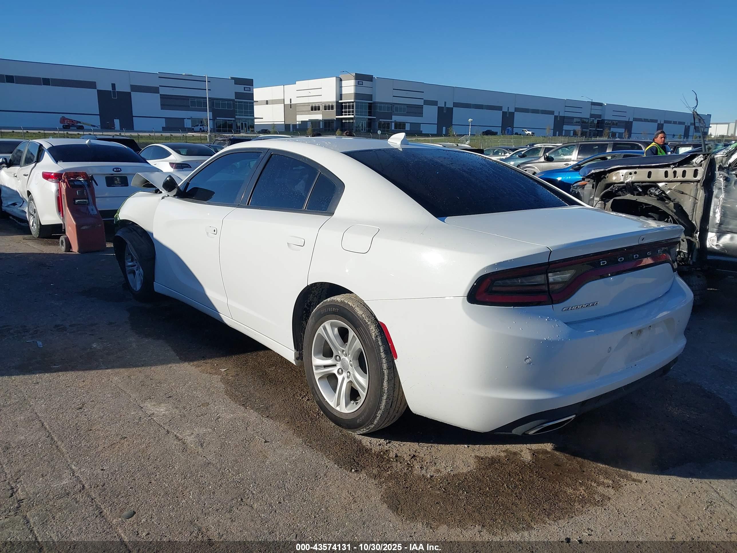 DODGE CHARGER image 3
