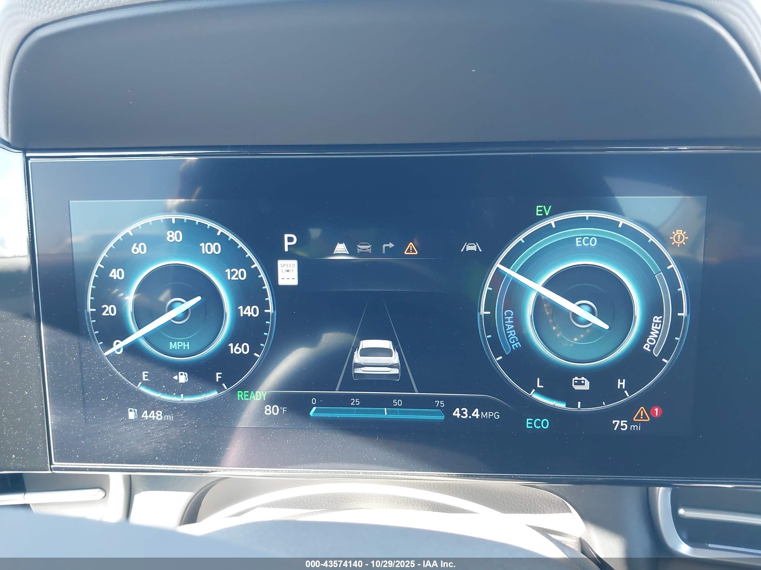 HYUNDAI ELANTRA image 7