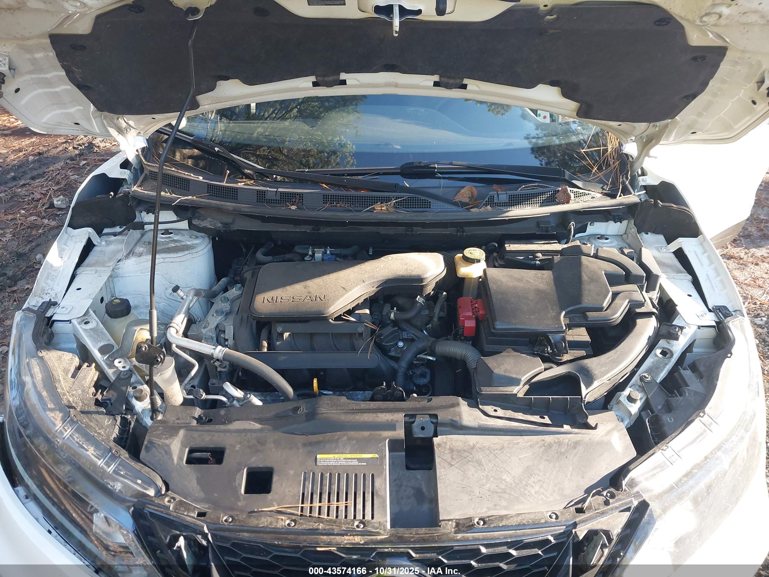 NISSAN ROGUE image 10
