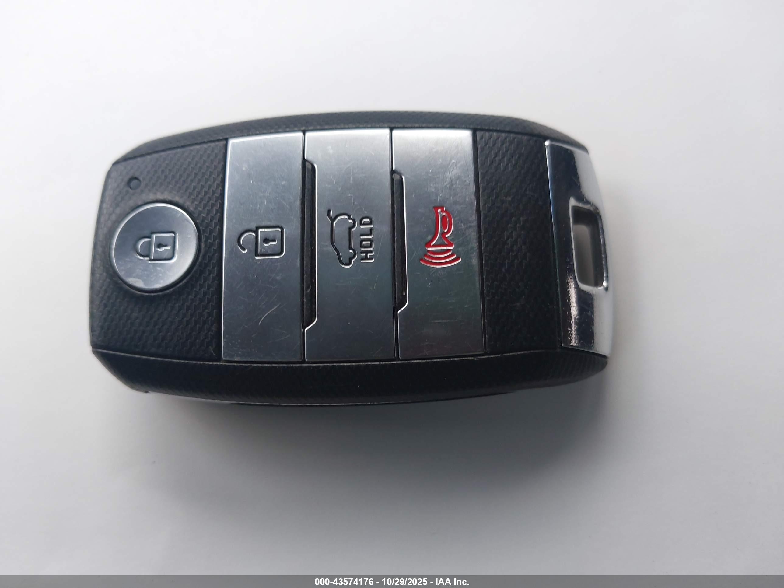 KIA SPORTAGE image 11