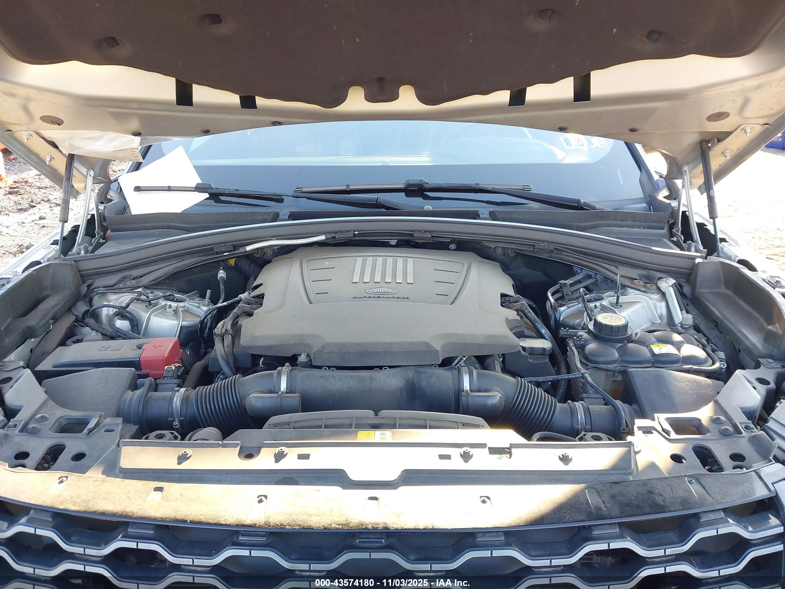 LAND ROVER image 10