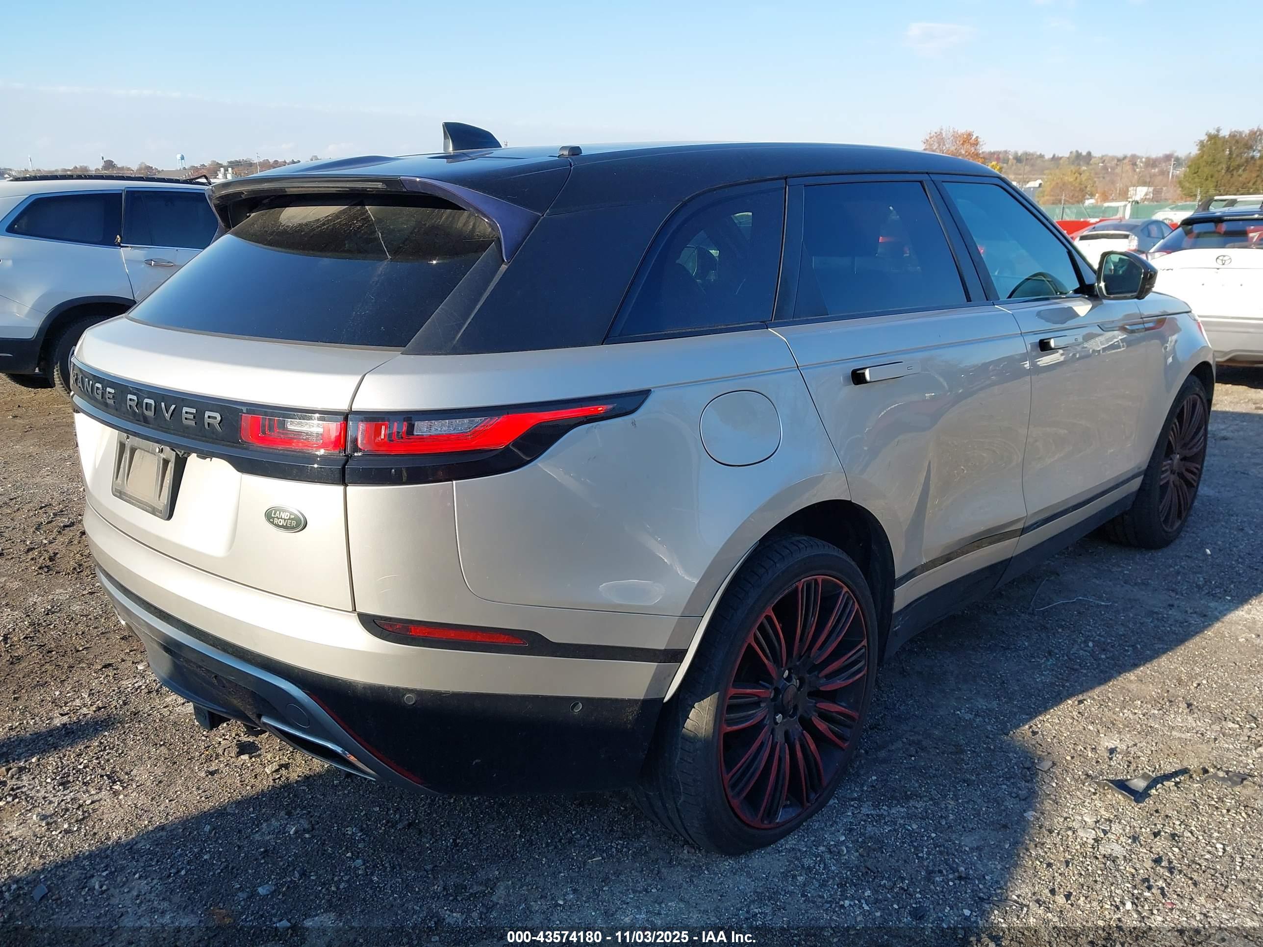 LAND ROVER image 4