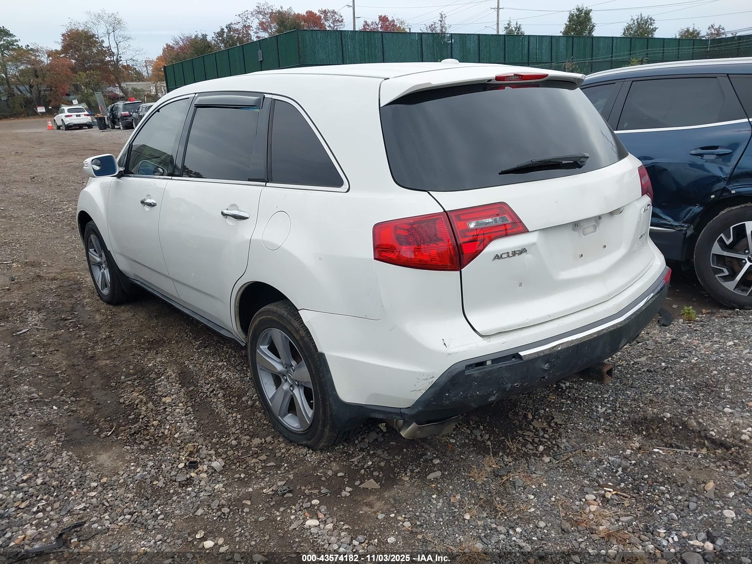 ACURA MDX image 3