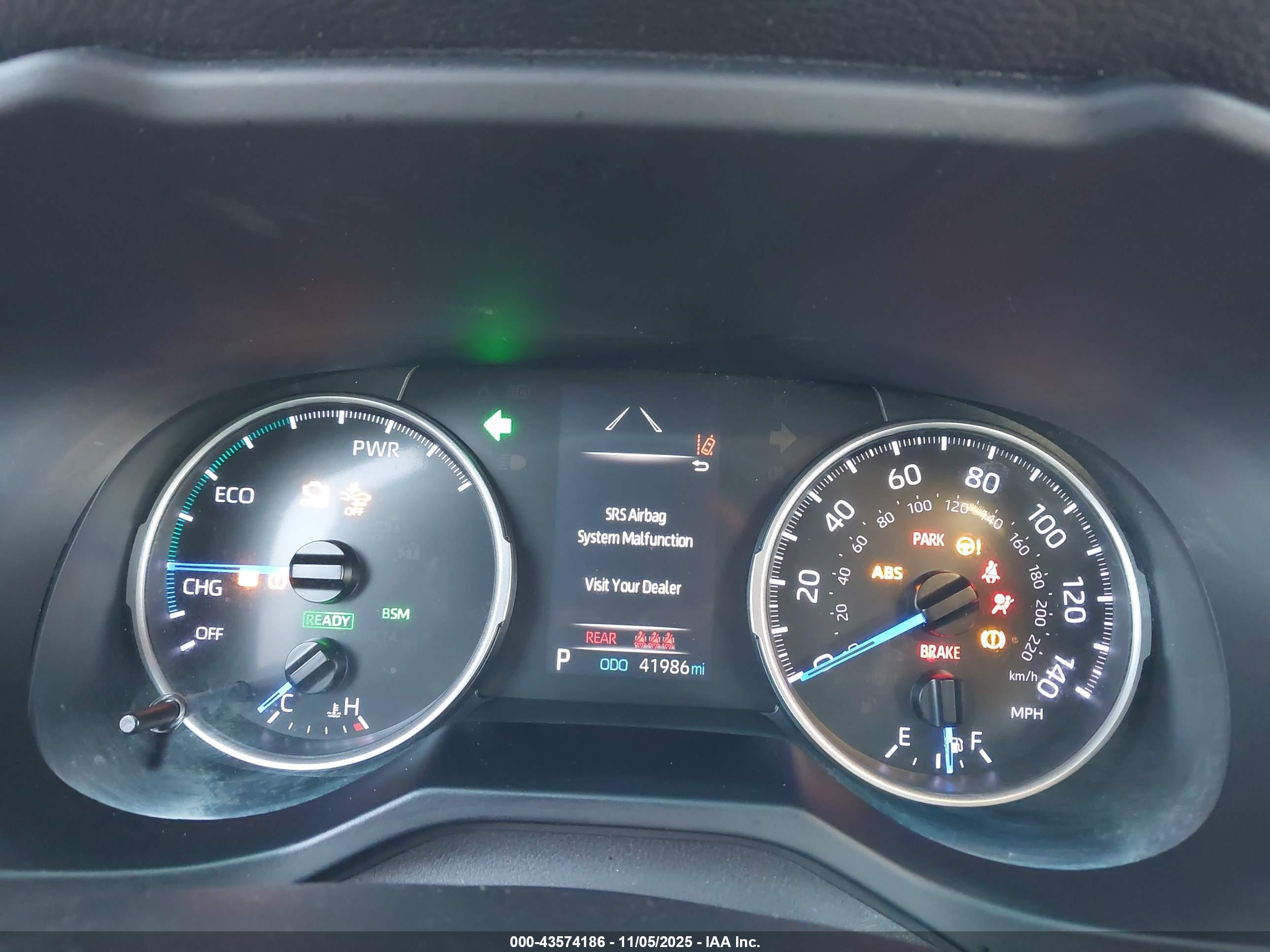 TOYOTA RAV4 image 7