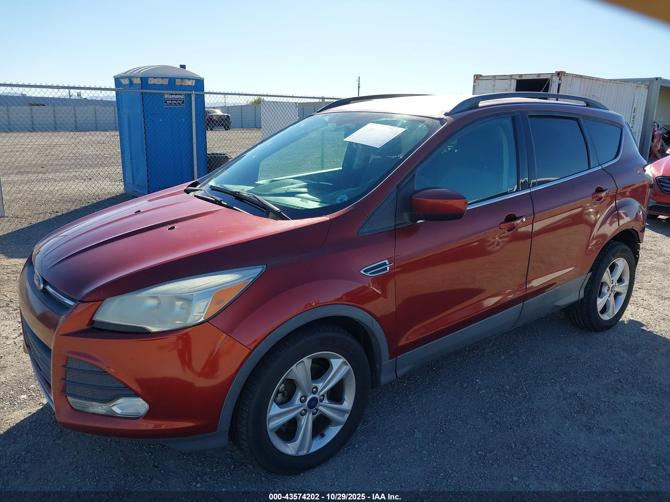 FORD ESCAPE image 2