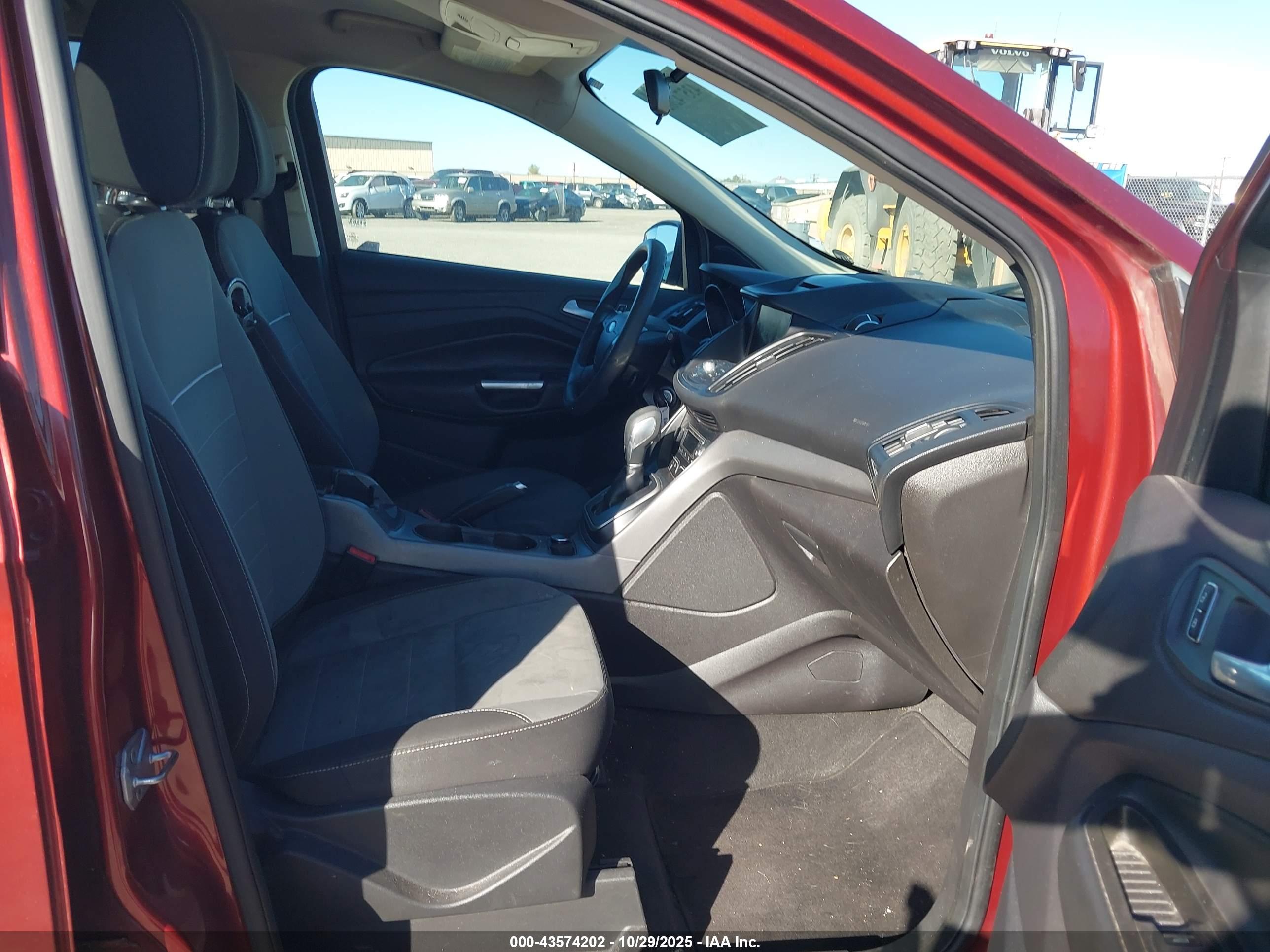 FORD ESCAPE image 5