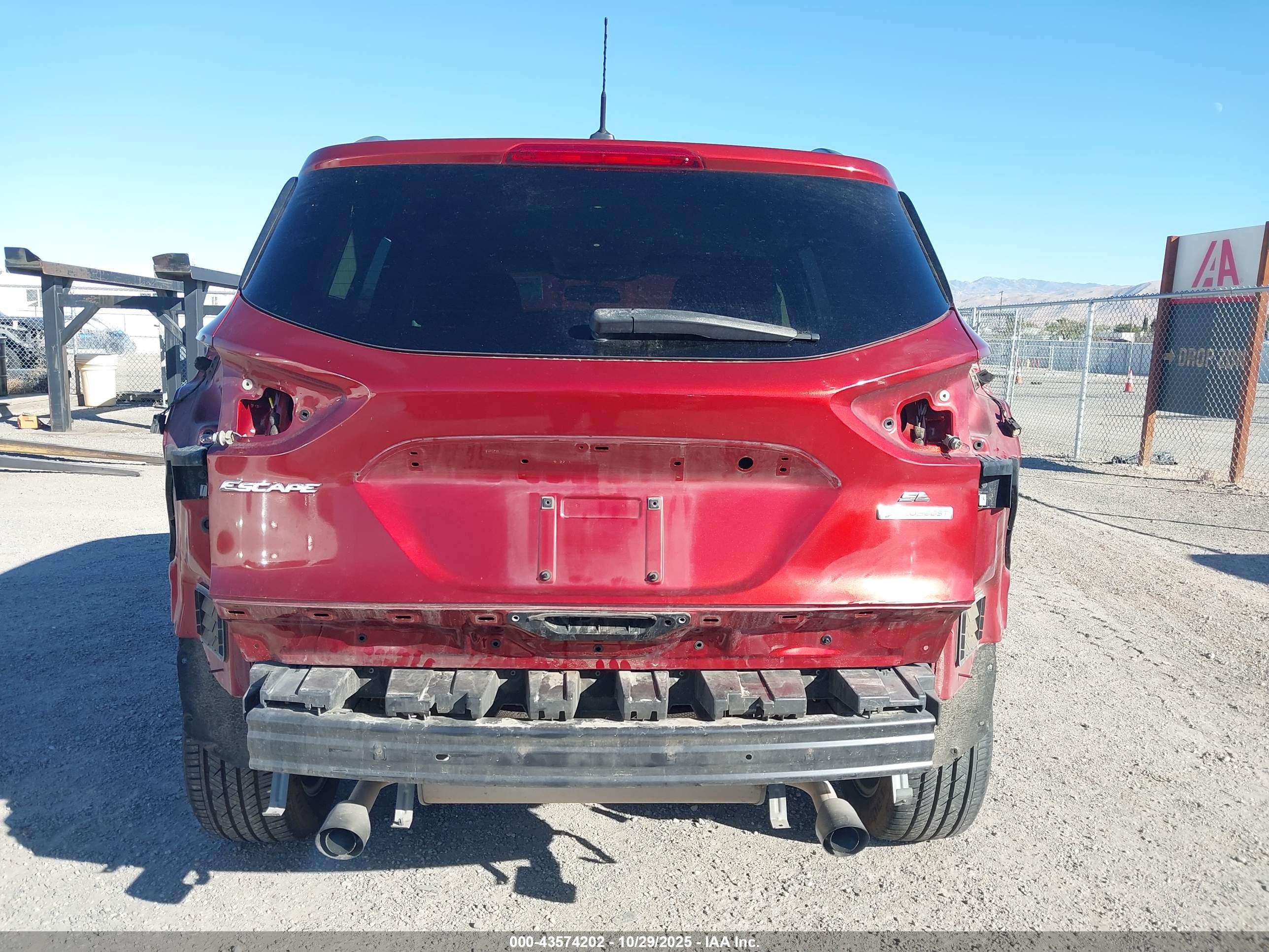 FORD ESCAPE image 6