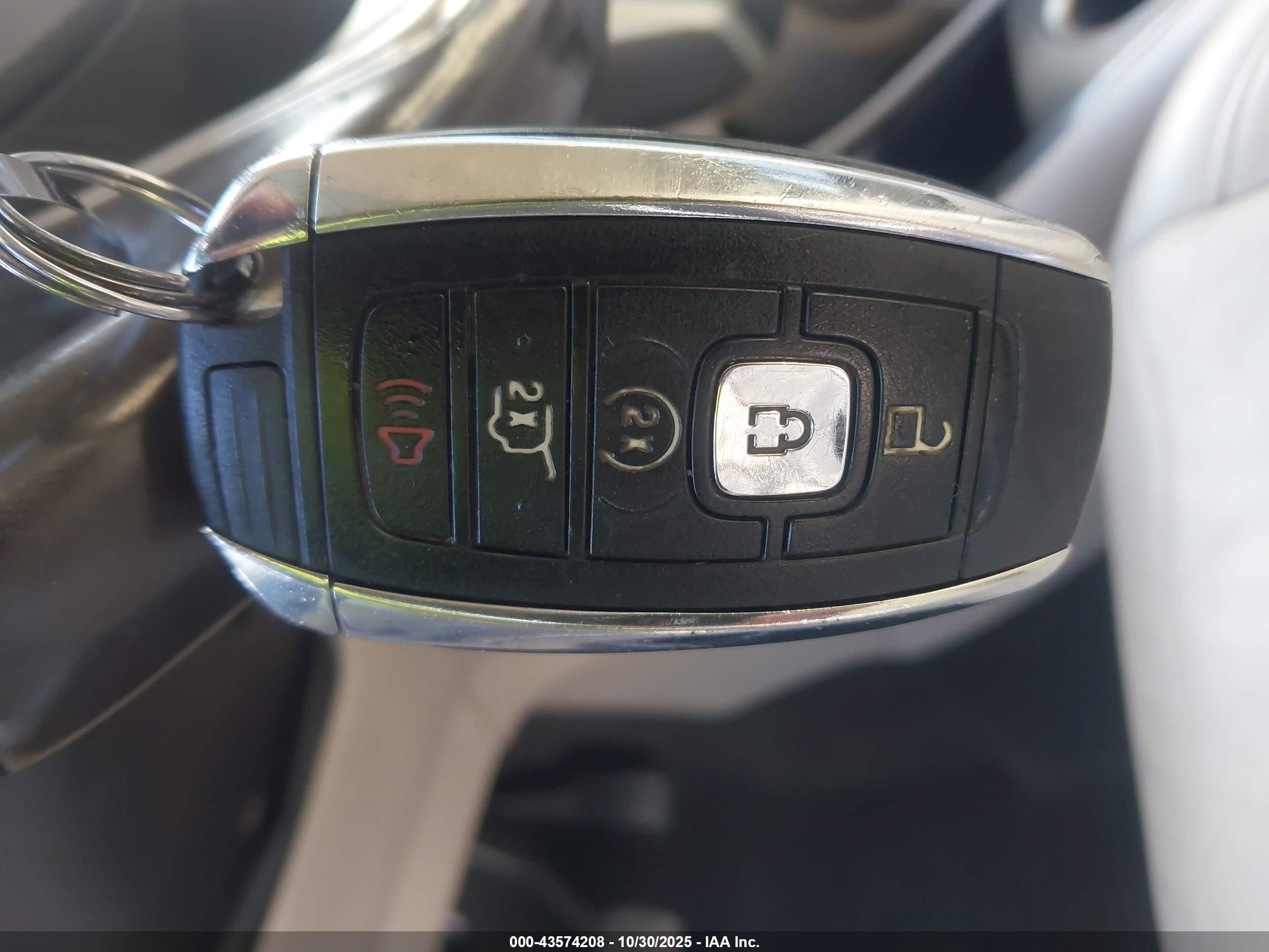 LINCOLN MKC image 11
