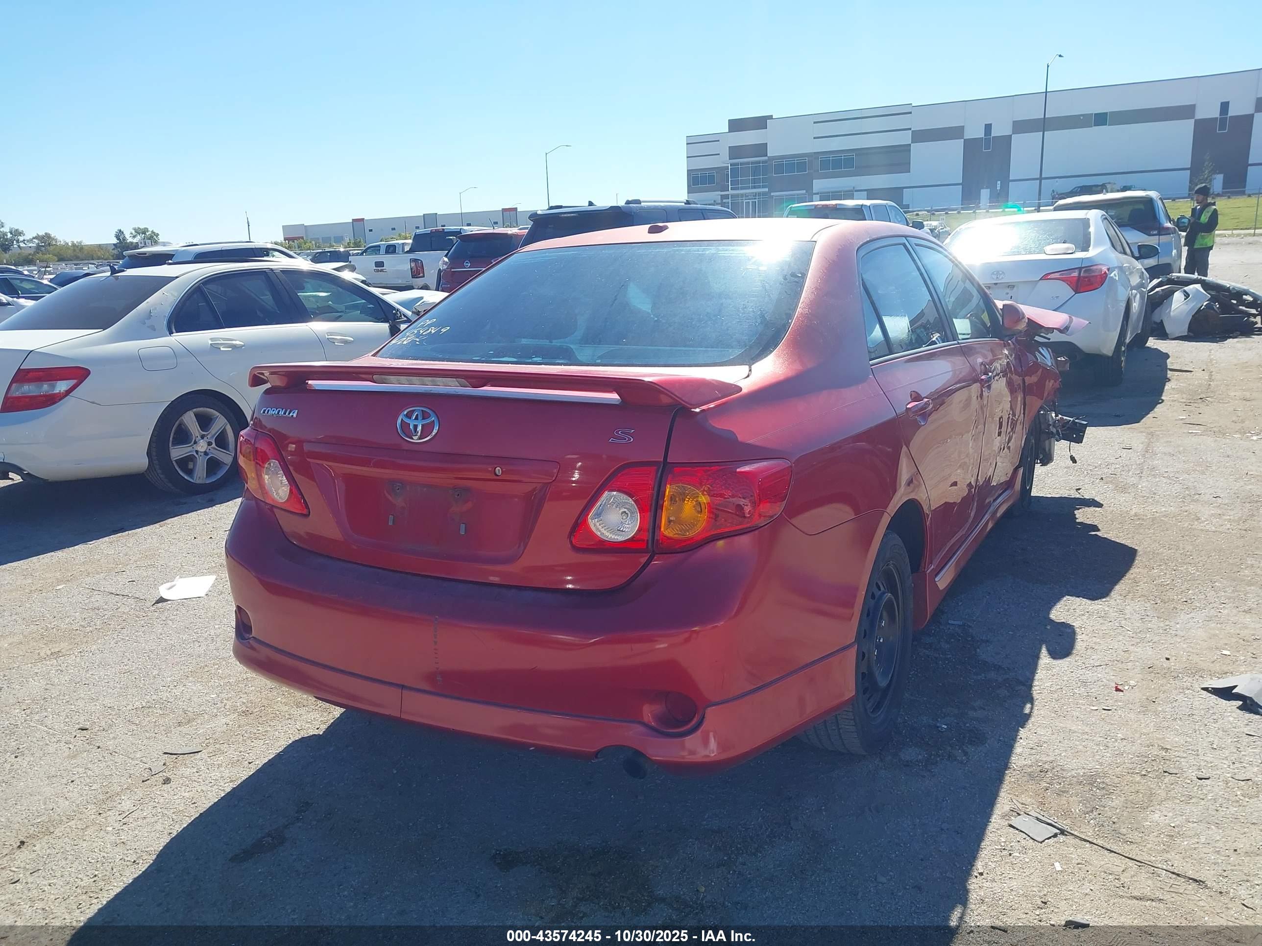 TOYOTA COROLLA image 4