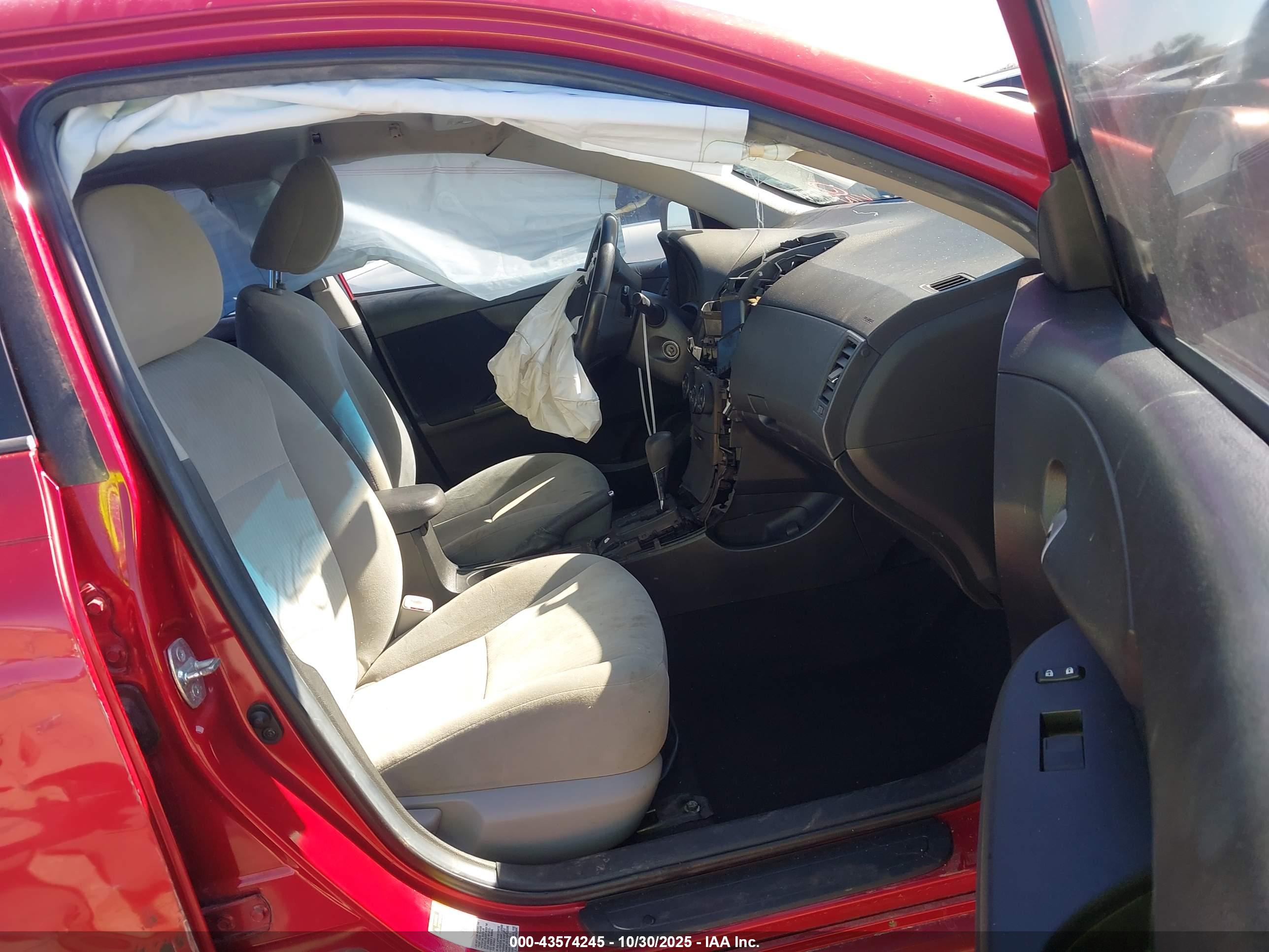 TOYOTA COROLLA image 5