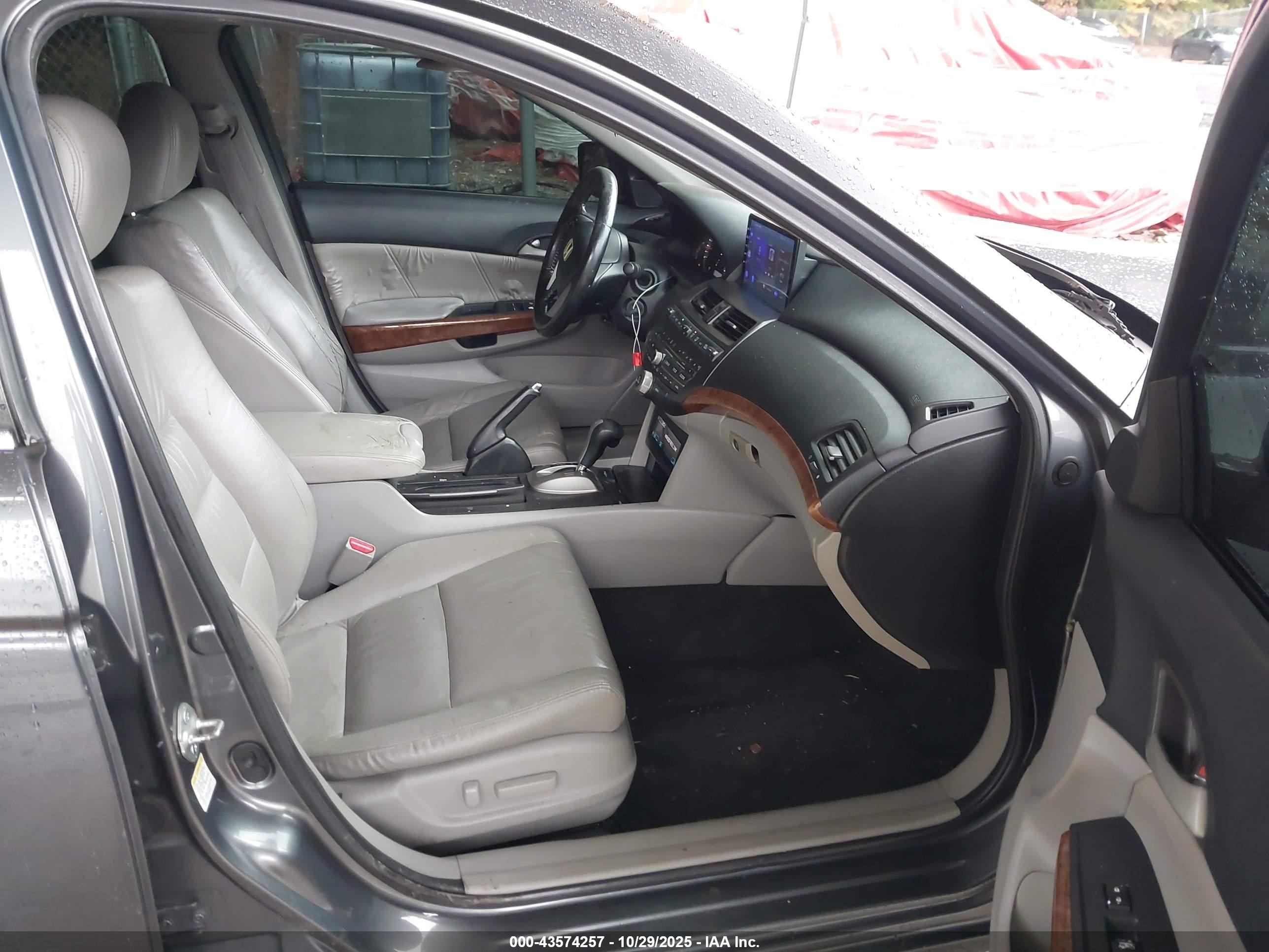 HONDA ACCORD image 5