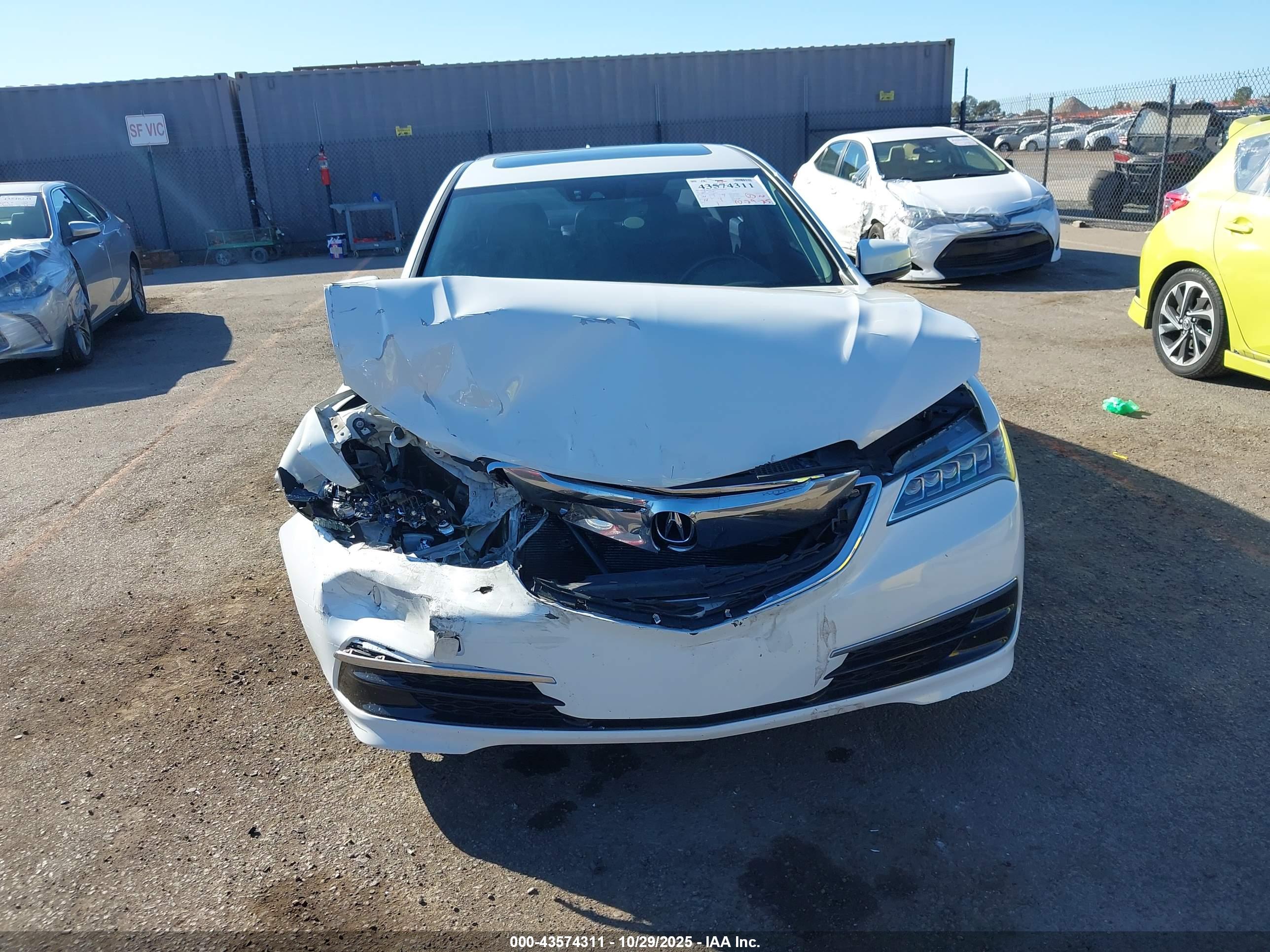 ACURA TLX image 10