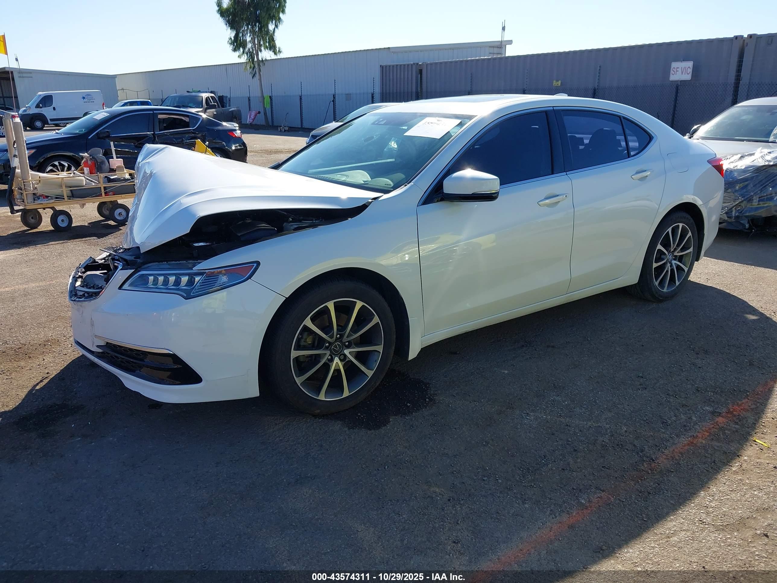 ACURA TLX image 2