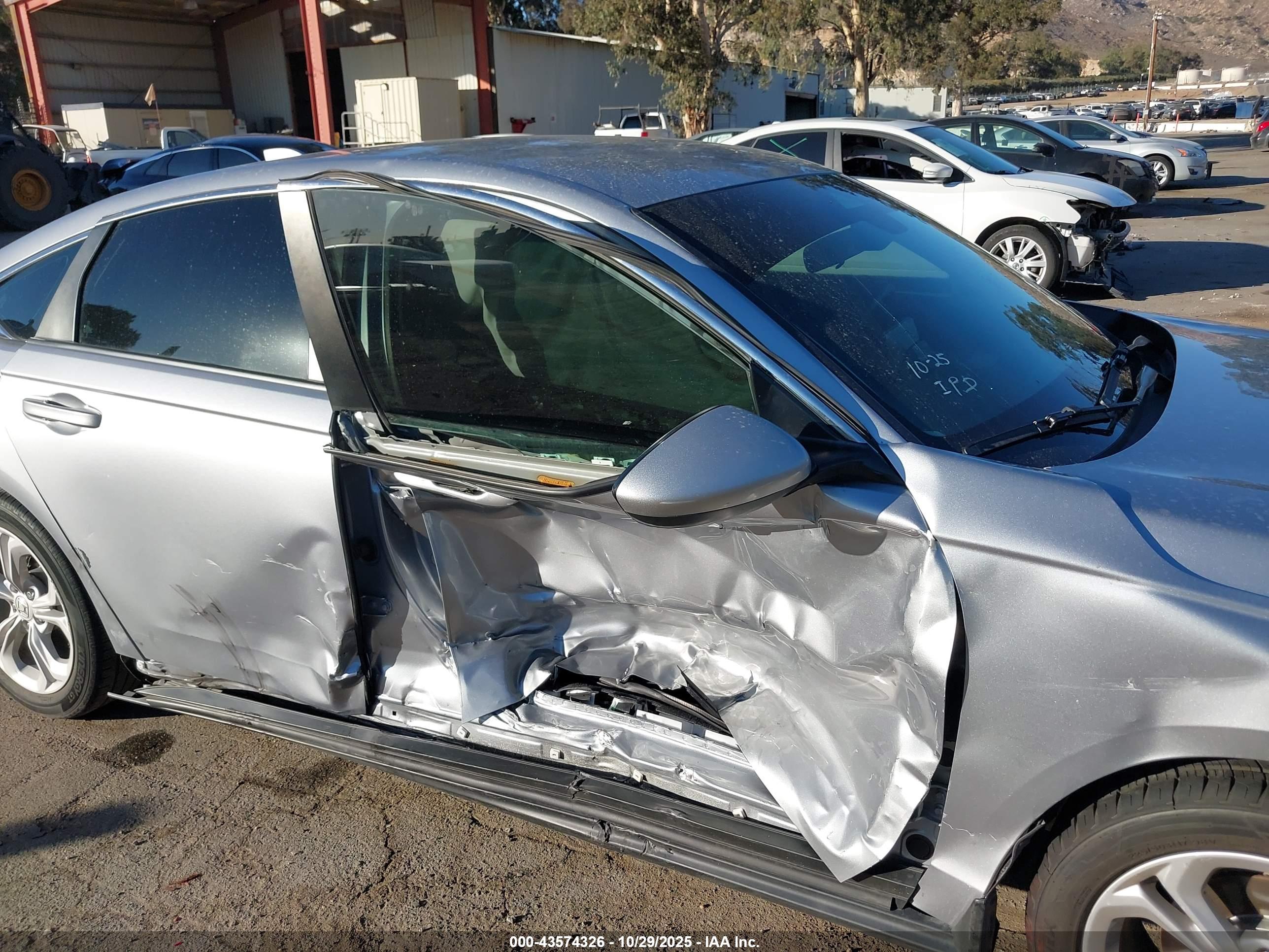 HONDA ACCORD image 6