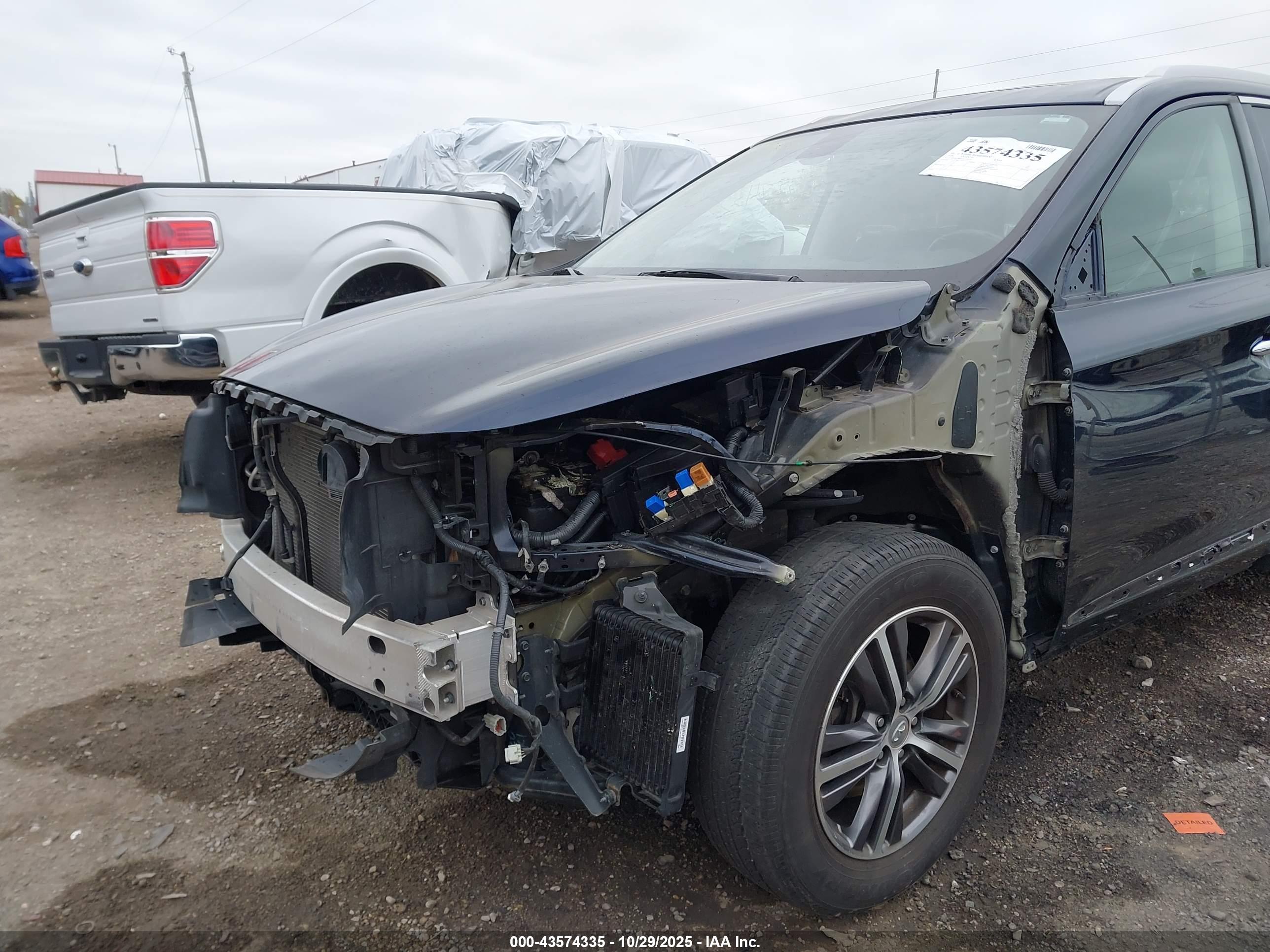 INFINITI QX60 image 6