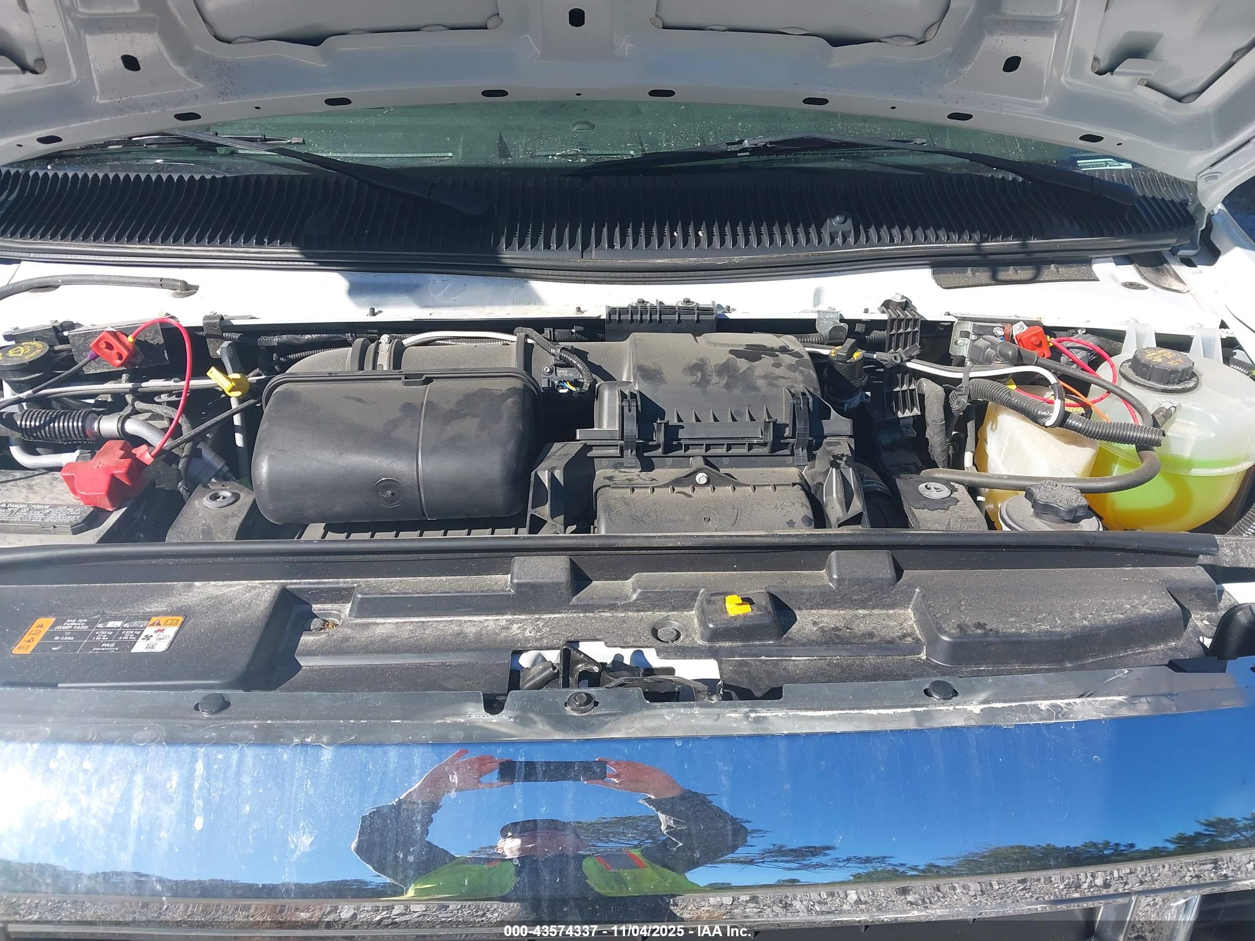 FORD E-450 image 10