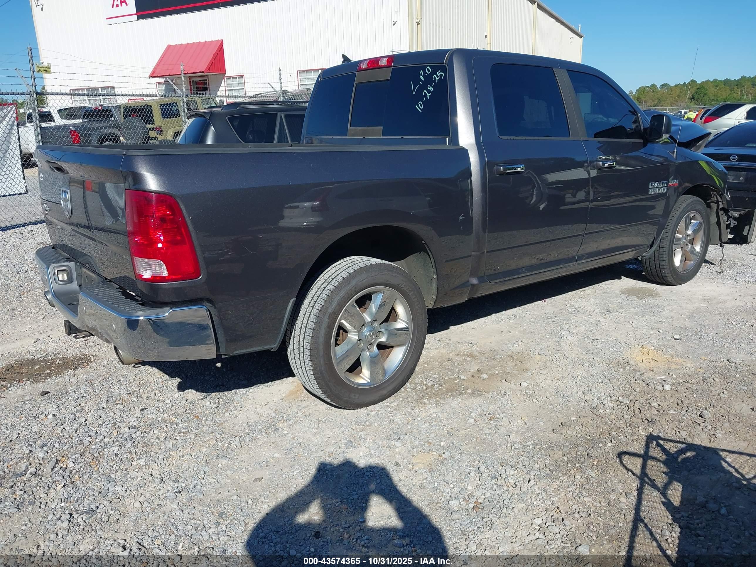 RAM 1500 image 4