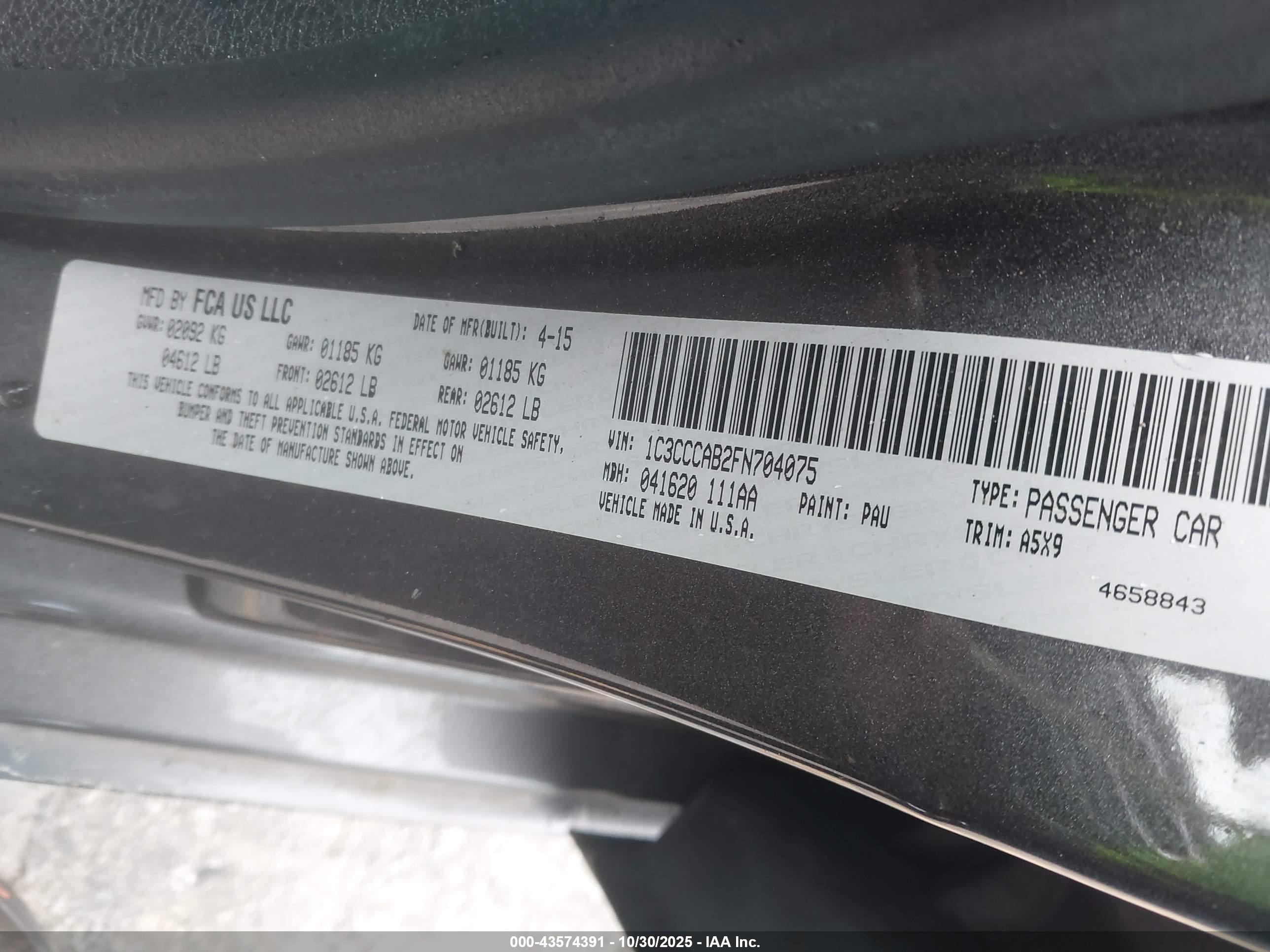 CHRYSLER 200 image 9