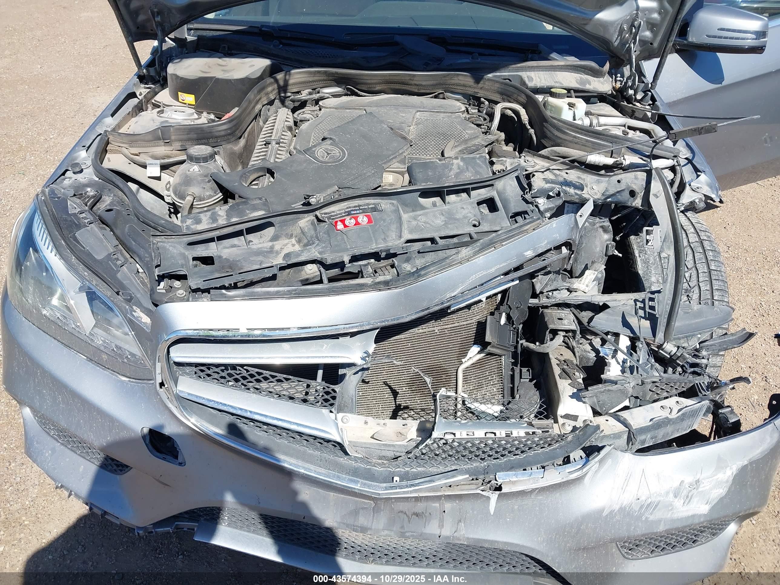 MERCEDES-BENZ E image 10