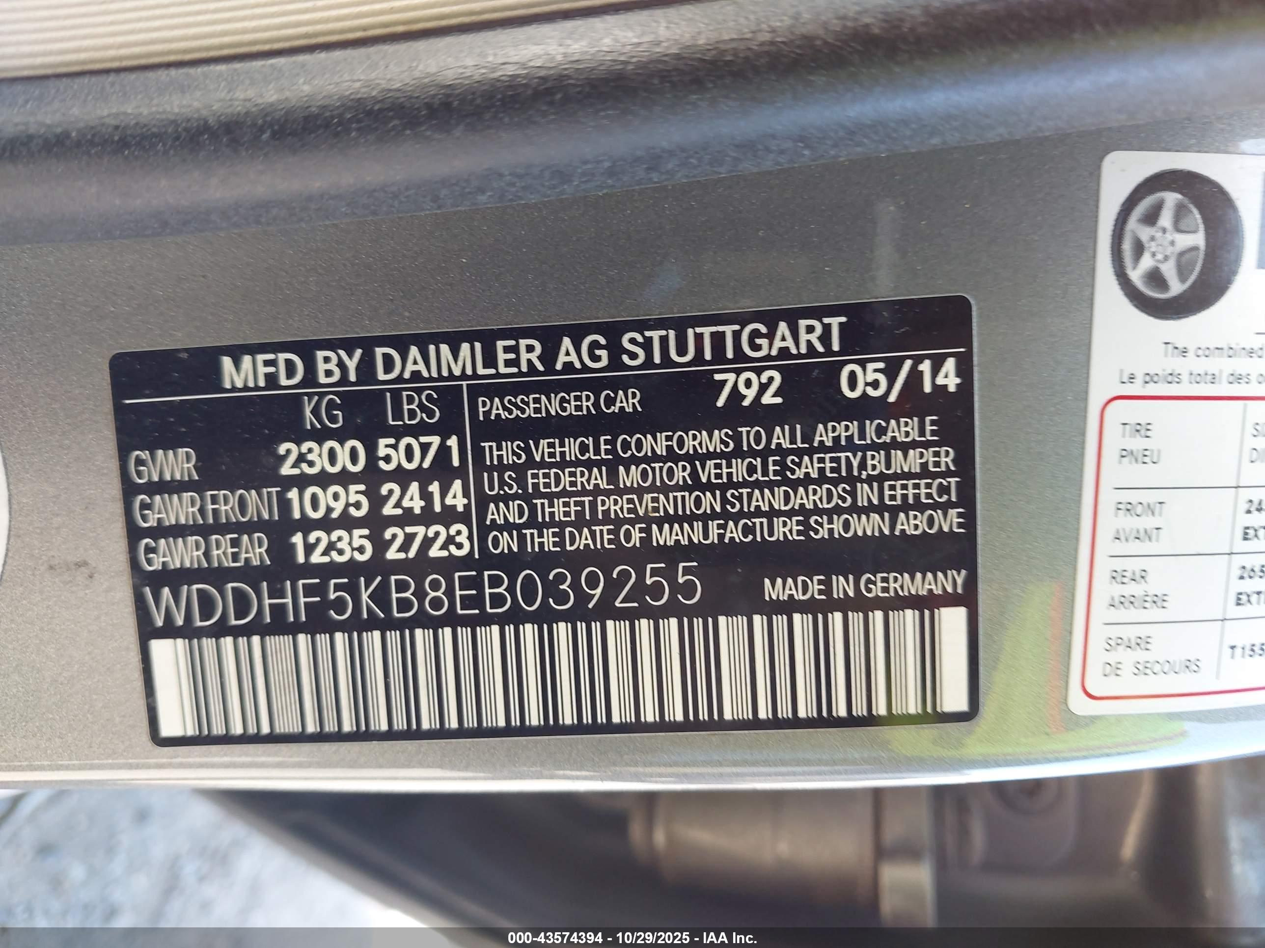 MERCEDES-BENZ E image 9