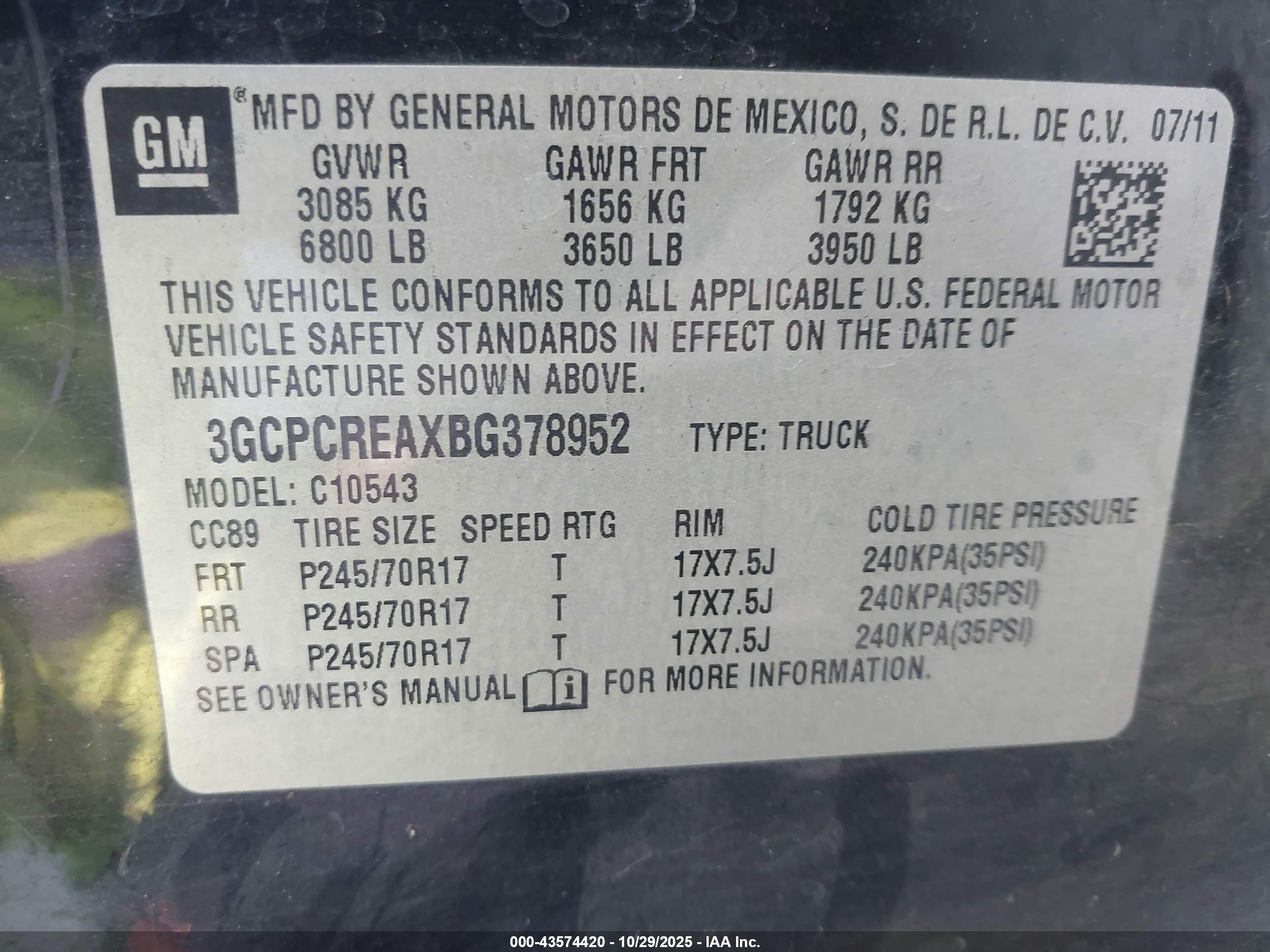 CHEVROLET SILVERADO image 9