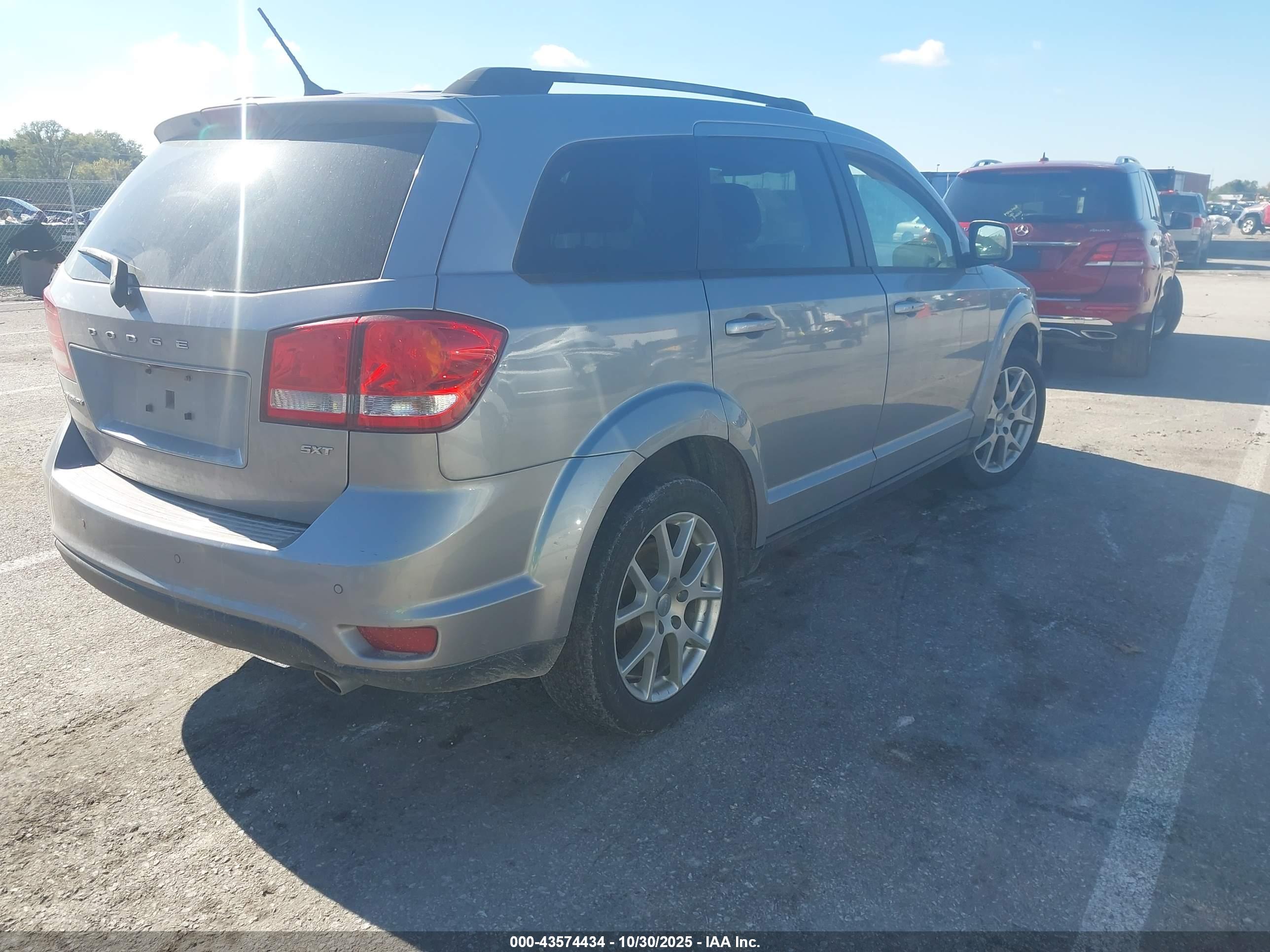 DODGE JOURNEY image 4