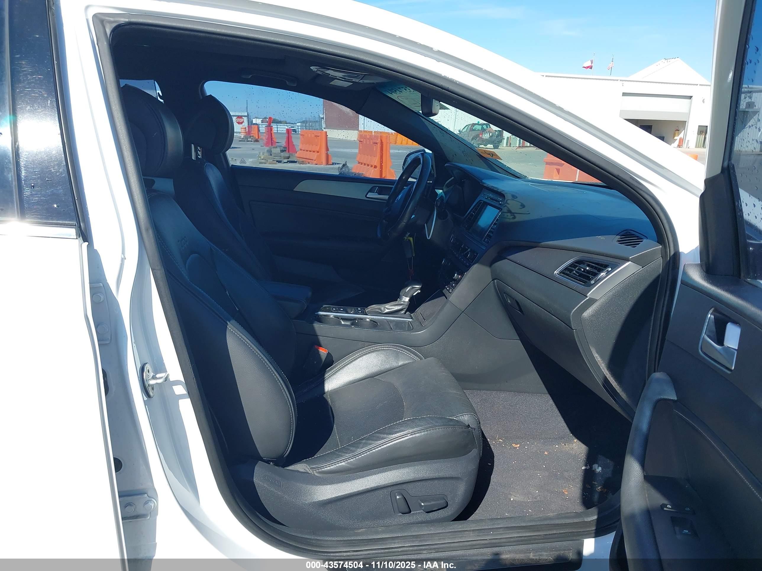 HYUNDAI SONATA image 5