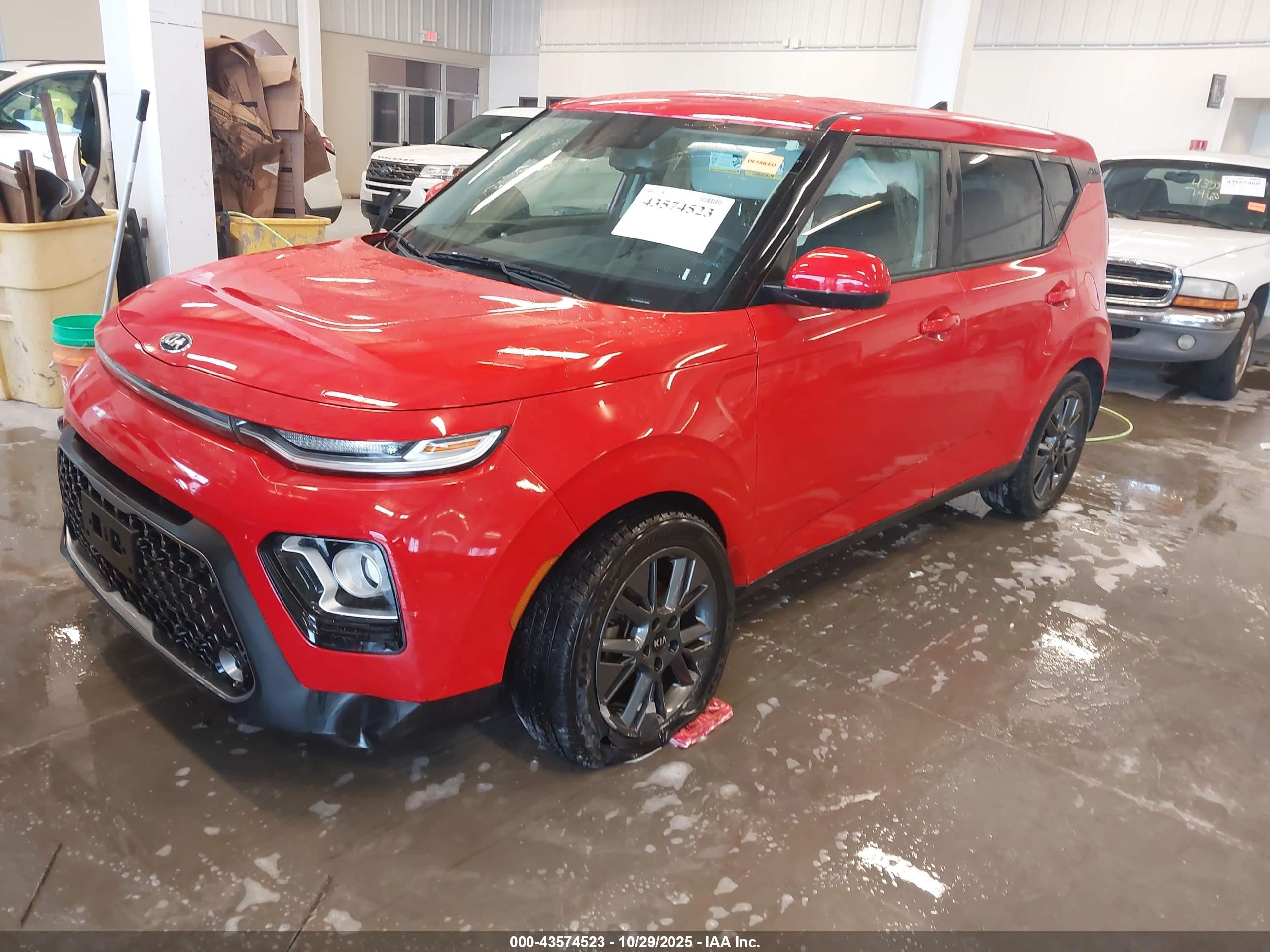 KIA SOUL image 2