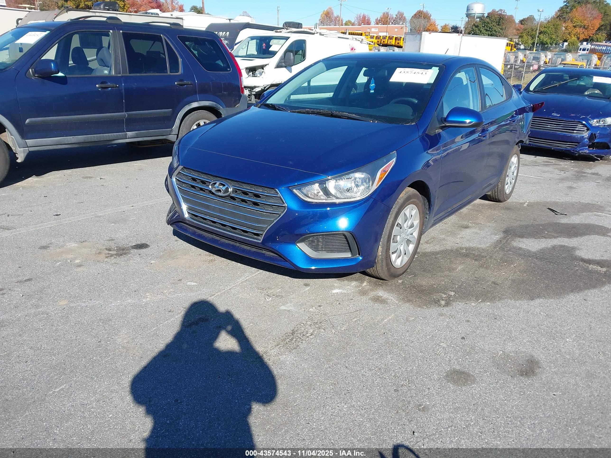 HYUNDAI ACCENT image 2